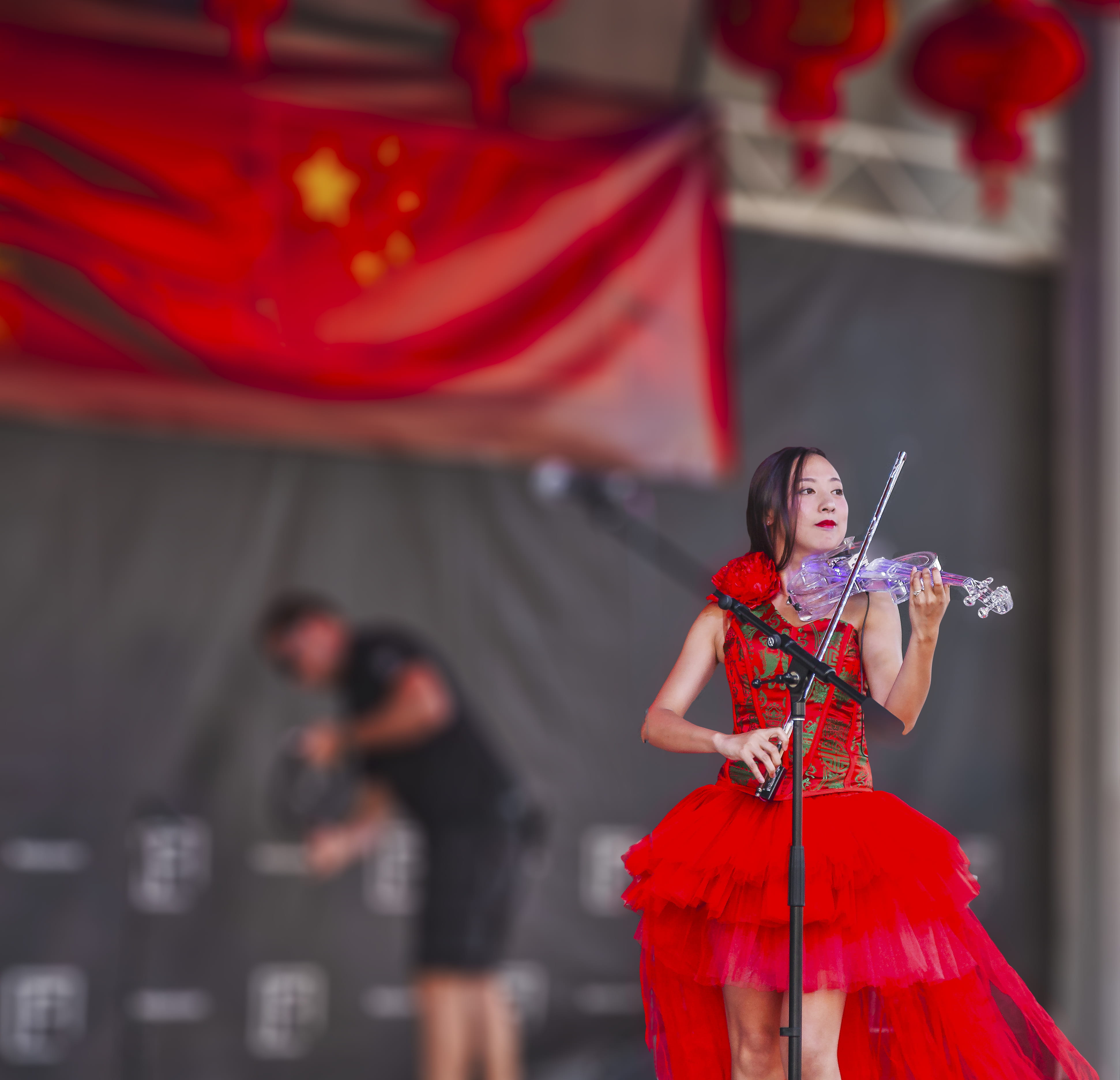 dress, young adult, young women, standing, beautiful woman, public show, electric, celebration, red, love, violinist, theatre, band, women, fashion, ceremony, HD Wallpaper