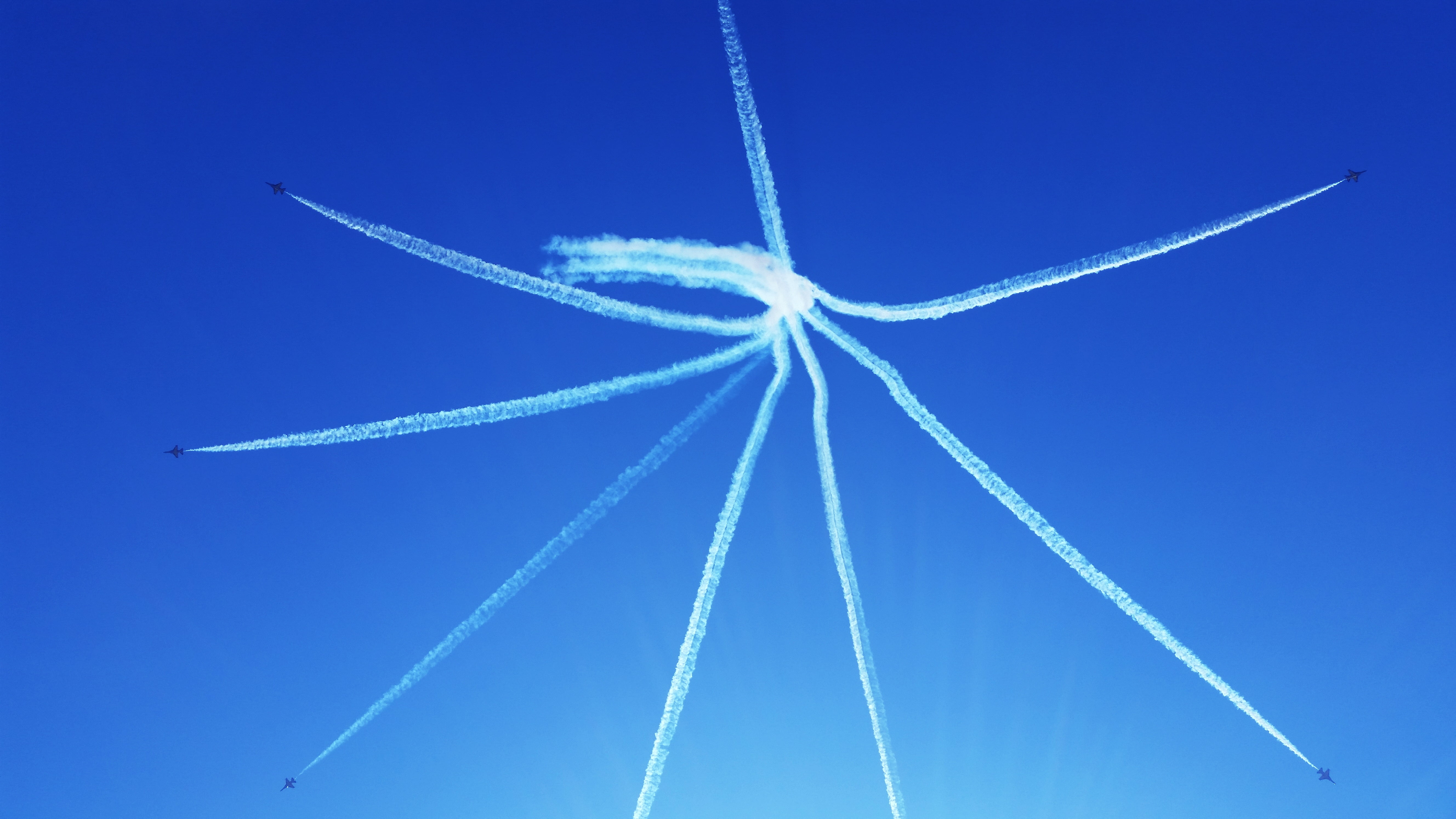 nature, beauty in nature, flight, mode of transportation, mid-air, outdoors, travel, airplane, freedom, sky, 5K, flying, cloud, transportation, clear sky, HD Wallpaper