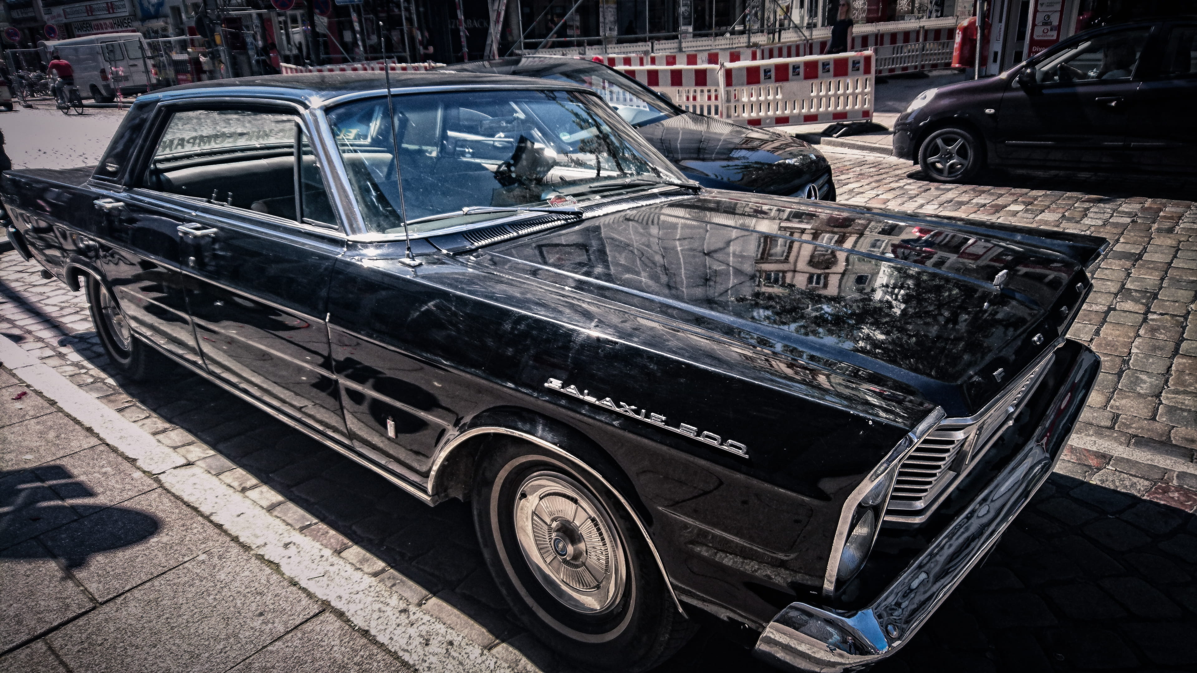 damaged, mode of transportation, oldtimer, shiny, architecture, vehicles, show, transportation system, chrome, front, hood, automobile, car, ruined, day, HD Wallpaper