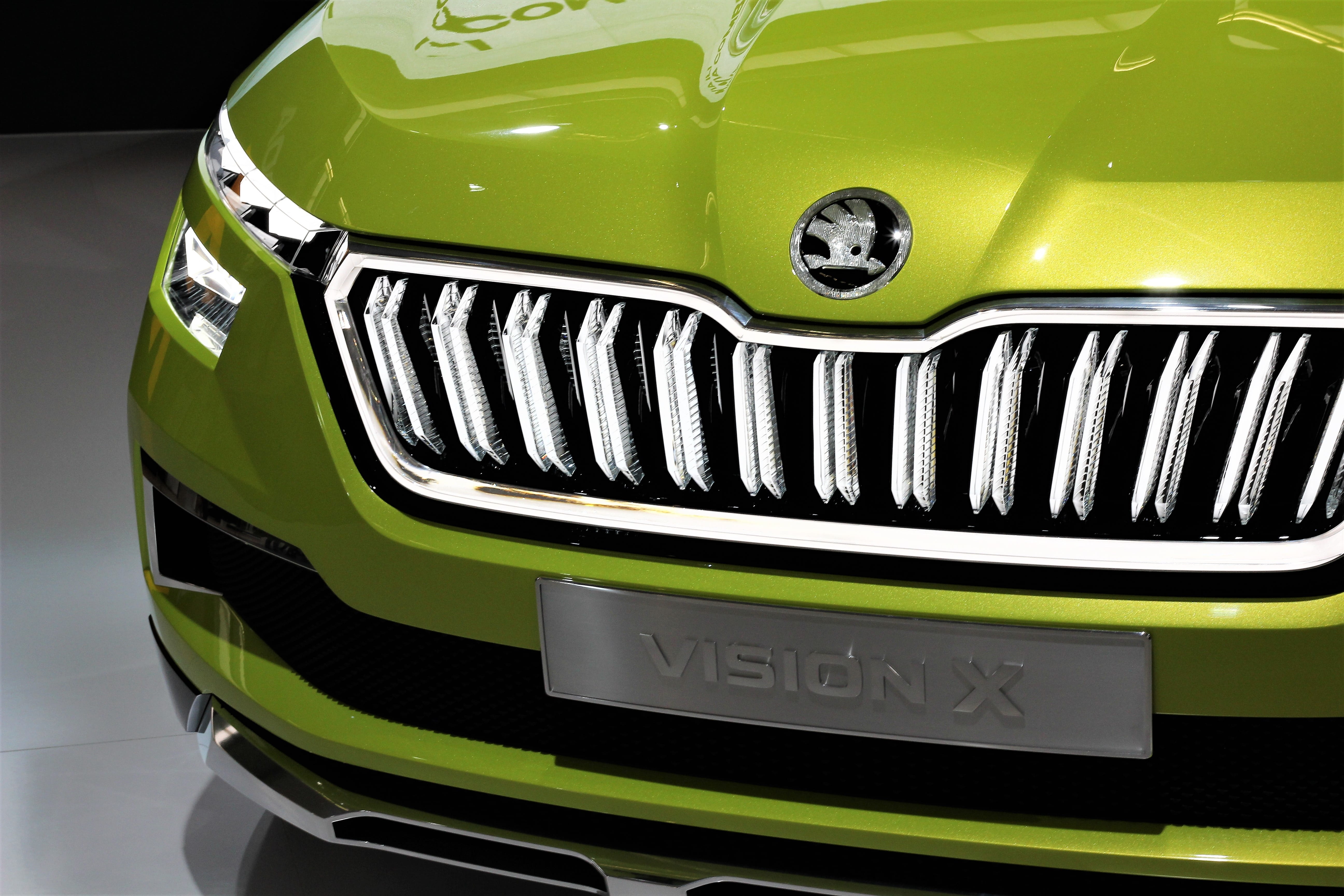 retro styled, public show, western script, mode of transportation, power, car, škoda vision x, land vehicle, metal, stationary, yellow, auto show zagreb 2018, HD Wallpaper
