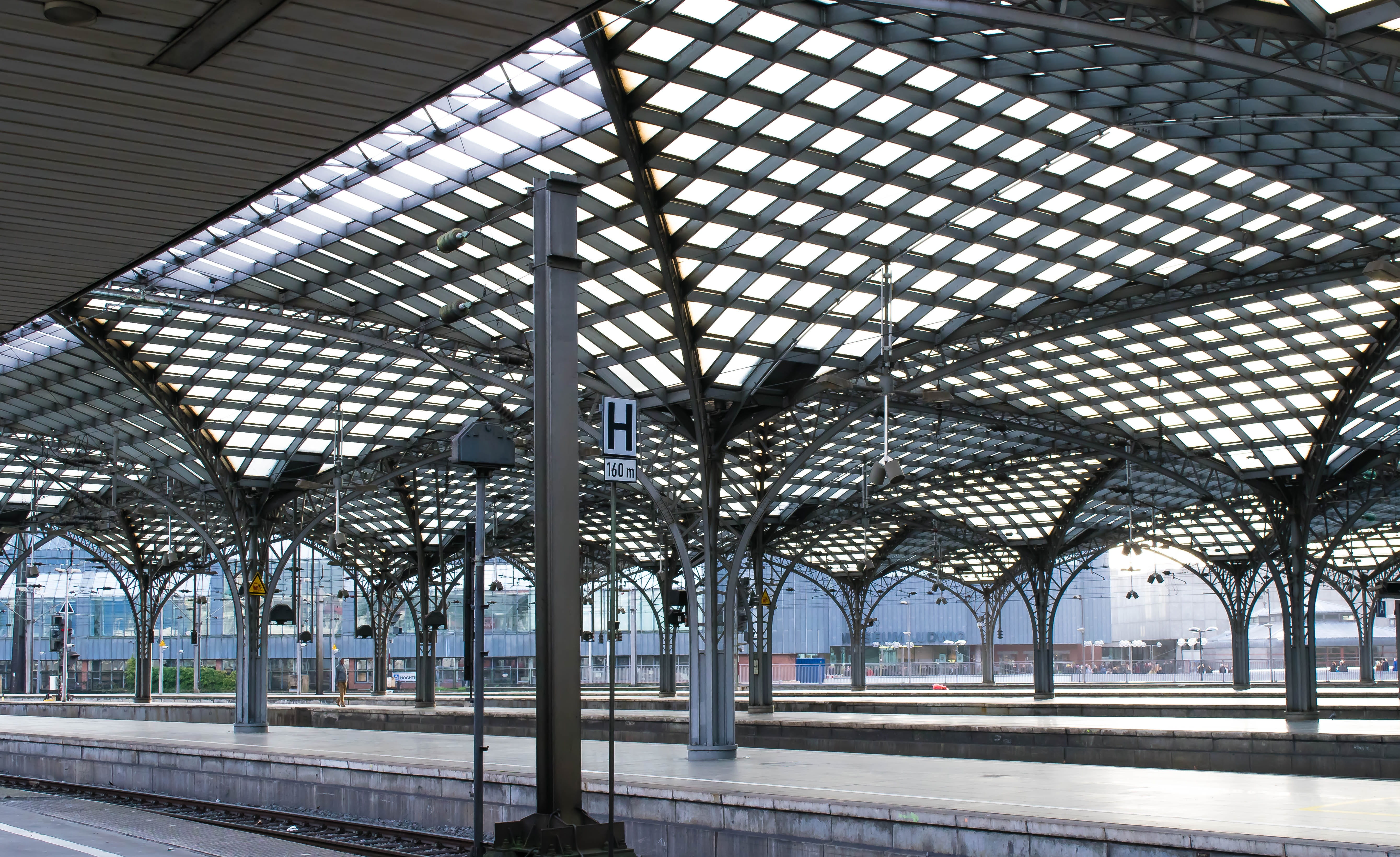 day, pattern, central station, railway station, ceiling, roof, steel structure, railroad station, nature, railway, city, modern, 5K, building, cologne main station, HD Wallpaper