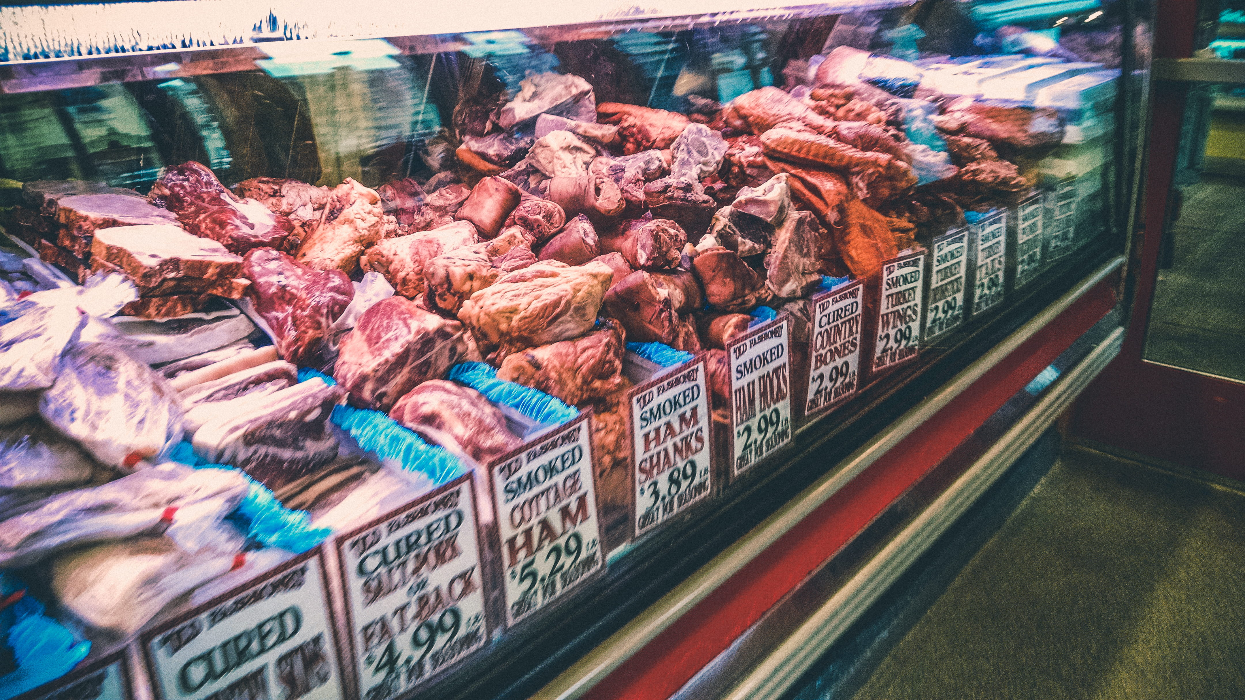 store, variation, otr, grocer, bones, 4K, business, abundance, display cabinet, reflection, produce, choice, editorial, collection, shopping, street photography, HD Wallpaper