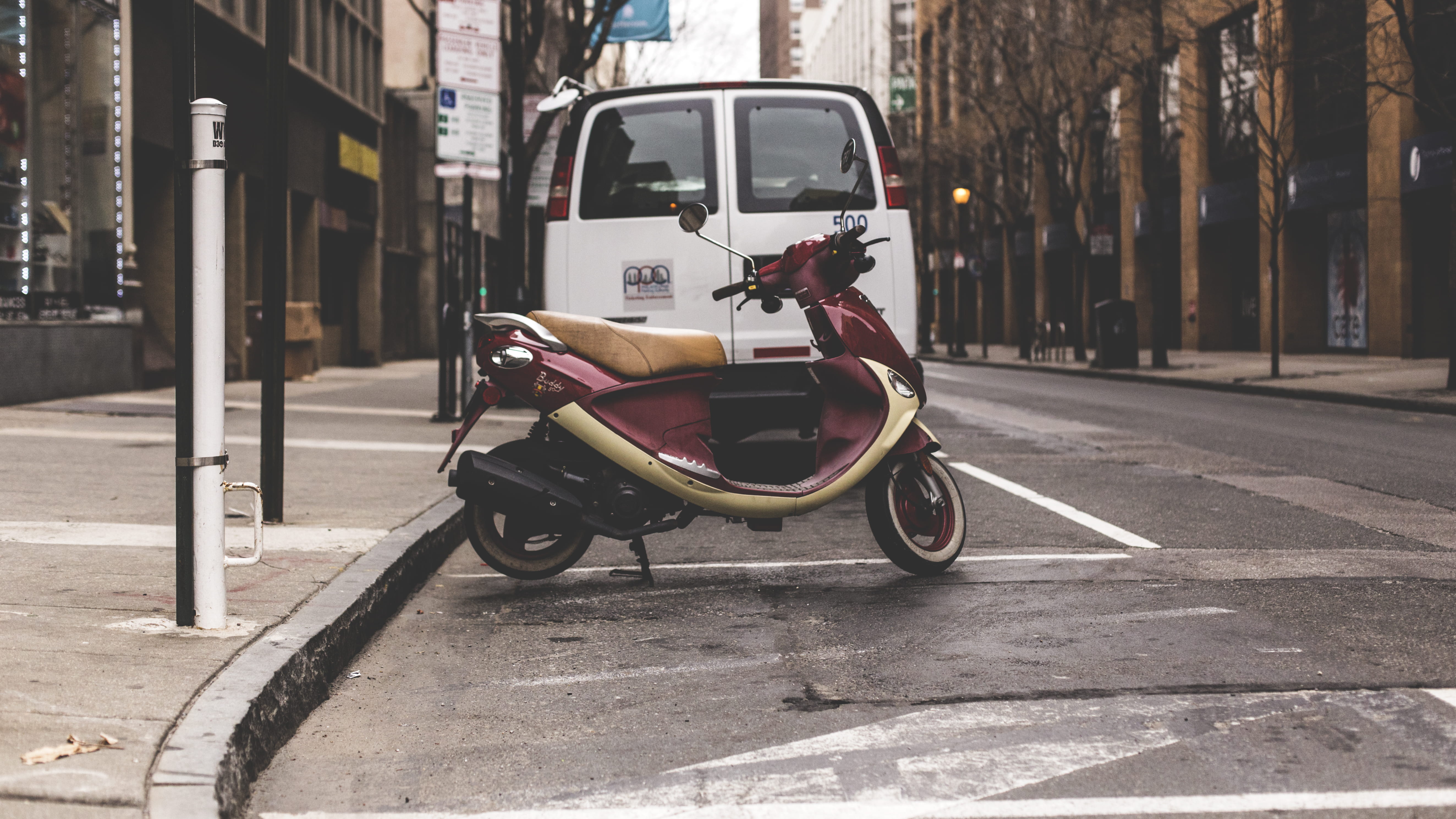 car, bike, motorcycle, built structure, road, beige, urban, motor vehicle, sunlight, motor, curb, building exterior, parked, 5K, outdoors, motorkbike, HD Wallpaper