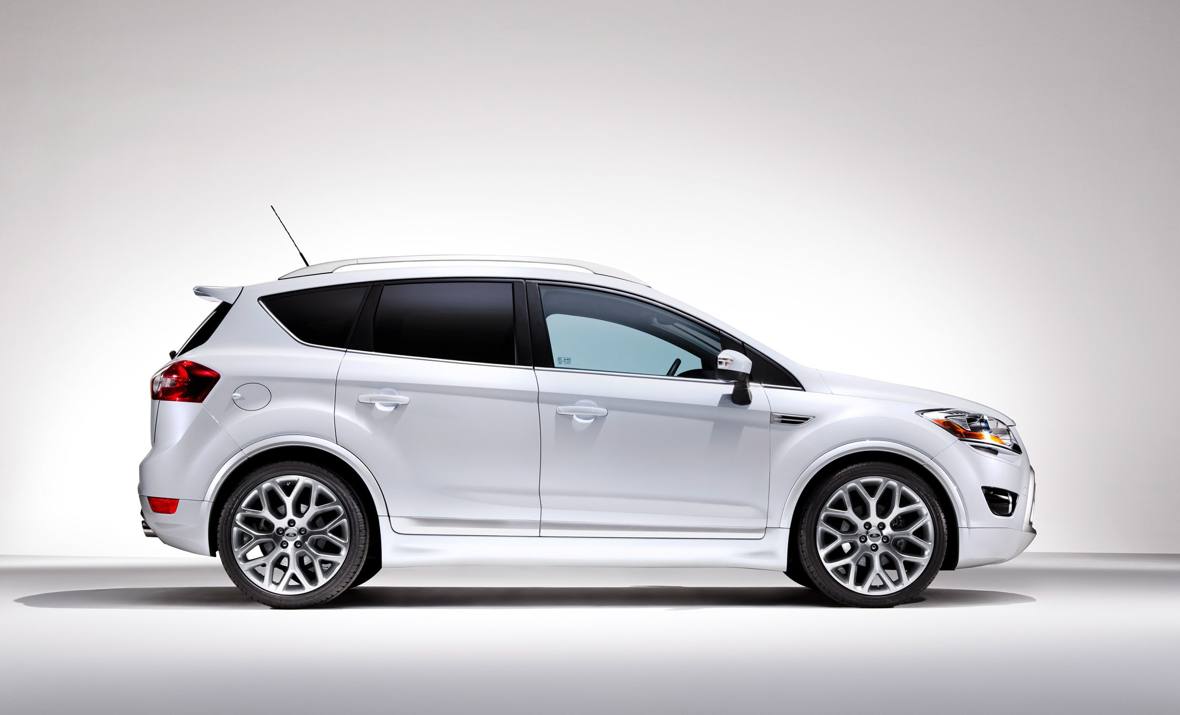 metal, motor vehicle, choice, car, luxury, retro styled, Ford Kuga, mode of transportation, silver colored, wealth, indoors, sports car, land vehicle, no people, HD Wallpaper