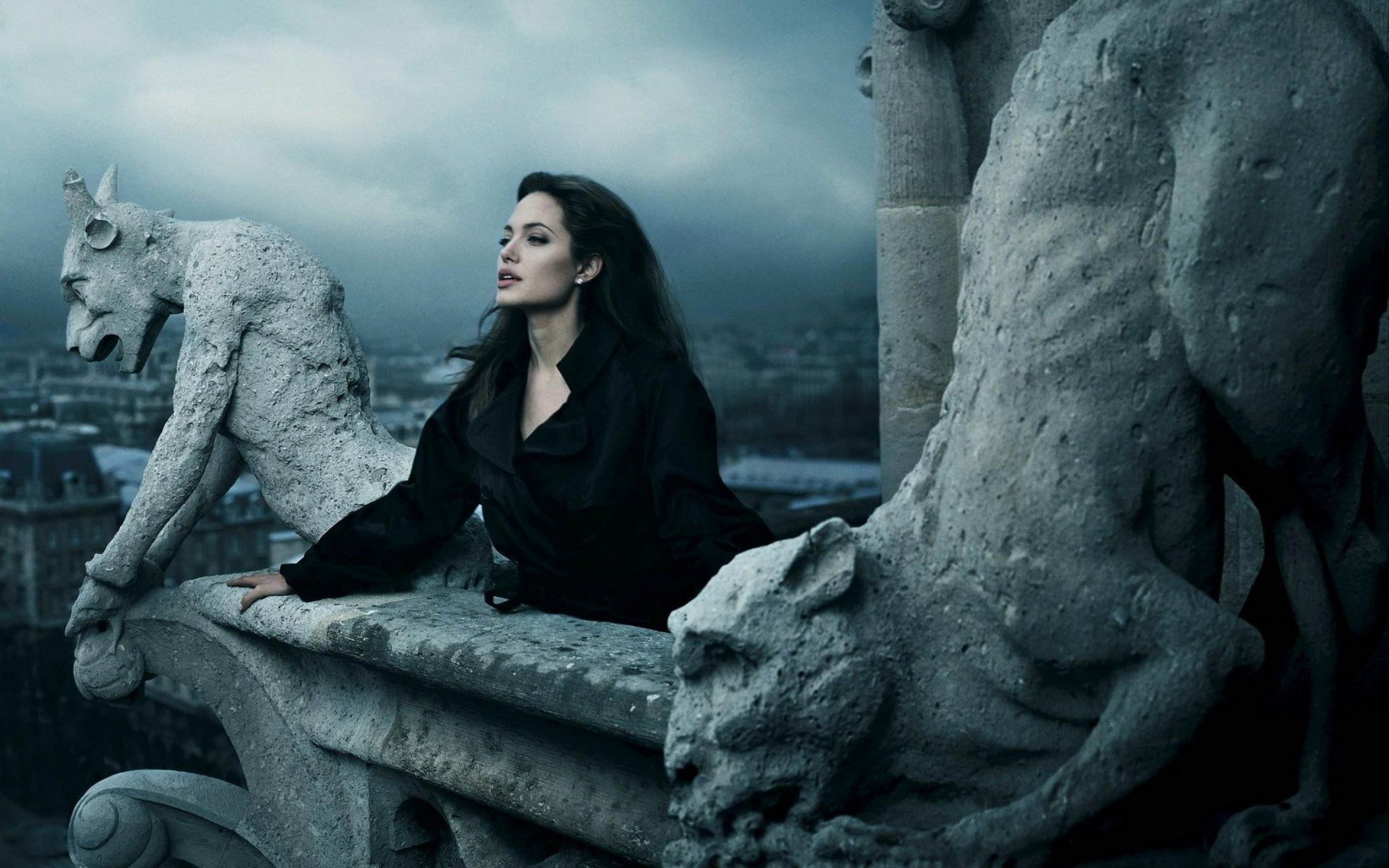 actress, dream, fairy, Jolie, 2880x1800 px, 2K, advertisement, adventure, photography, portrait, actor, series, Tale, Leibovitz, Disney, Annie, cosplay, HD Wallpaper