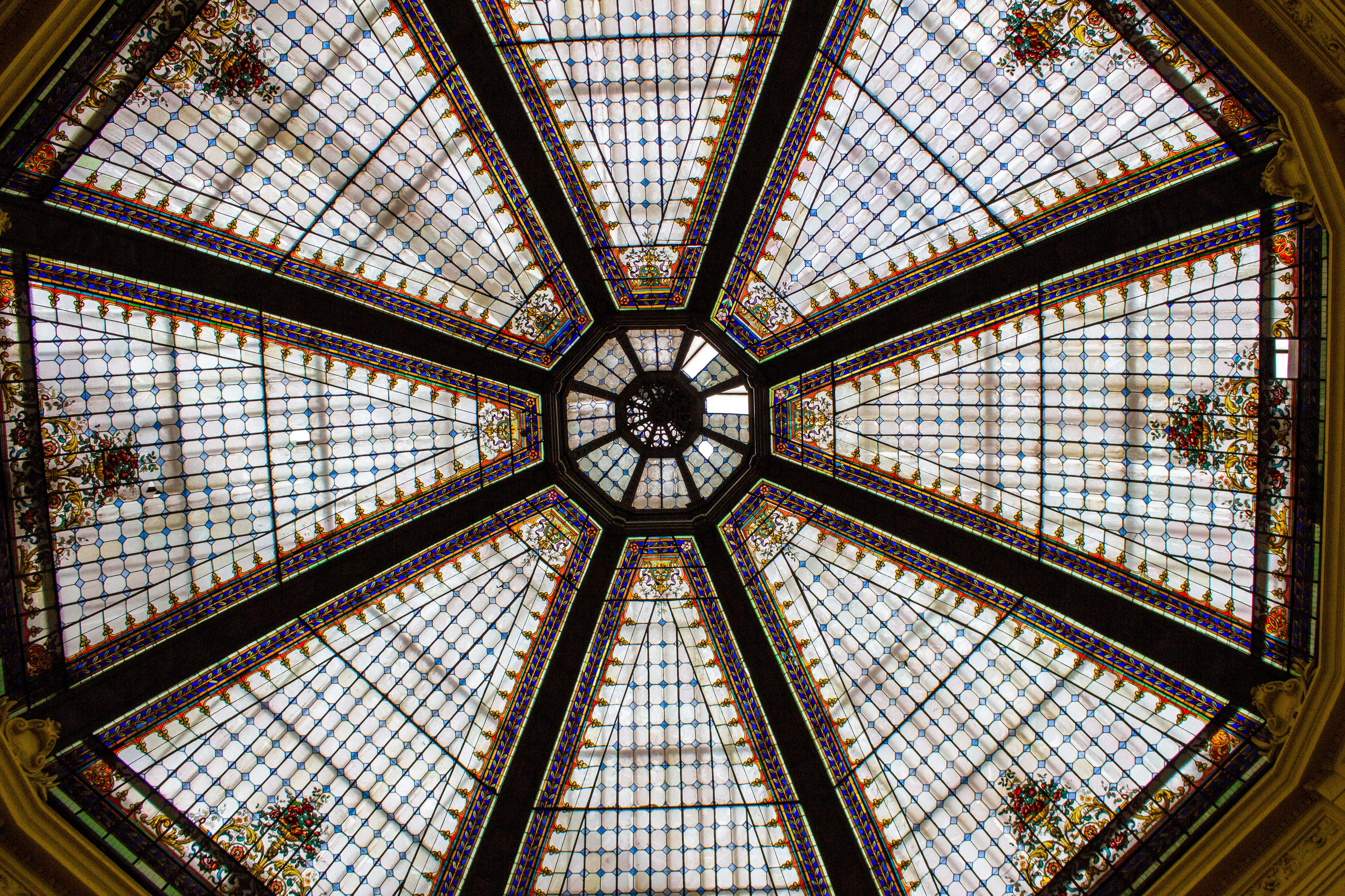 day, directly below, interior, ornate, Glass, architecture and art, oktogon, luxury, Architecture, Roof, window, urban, glass - material, shape, full frame, HD Wallpaper