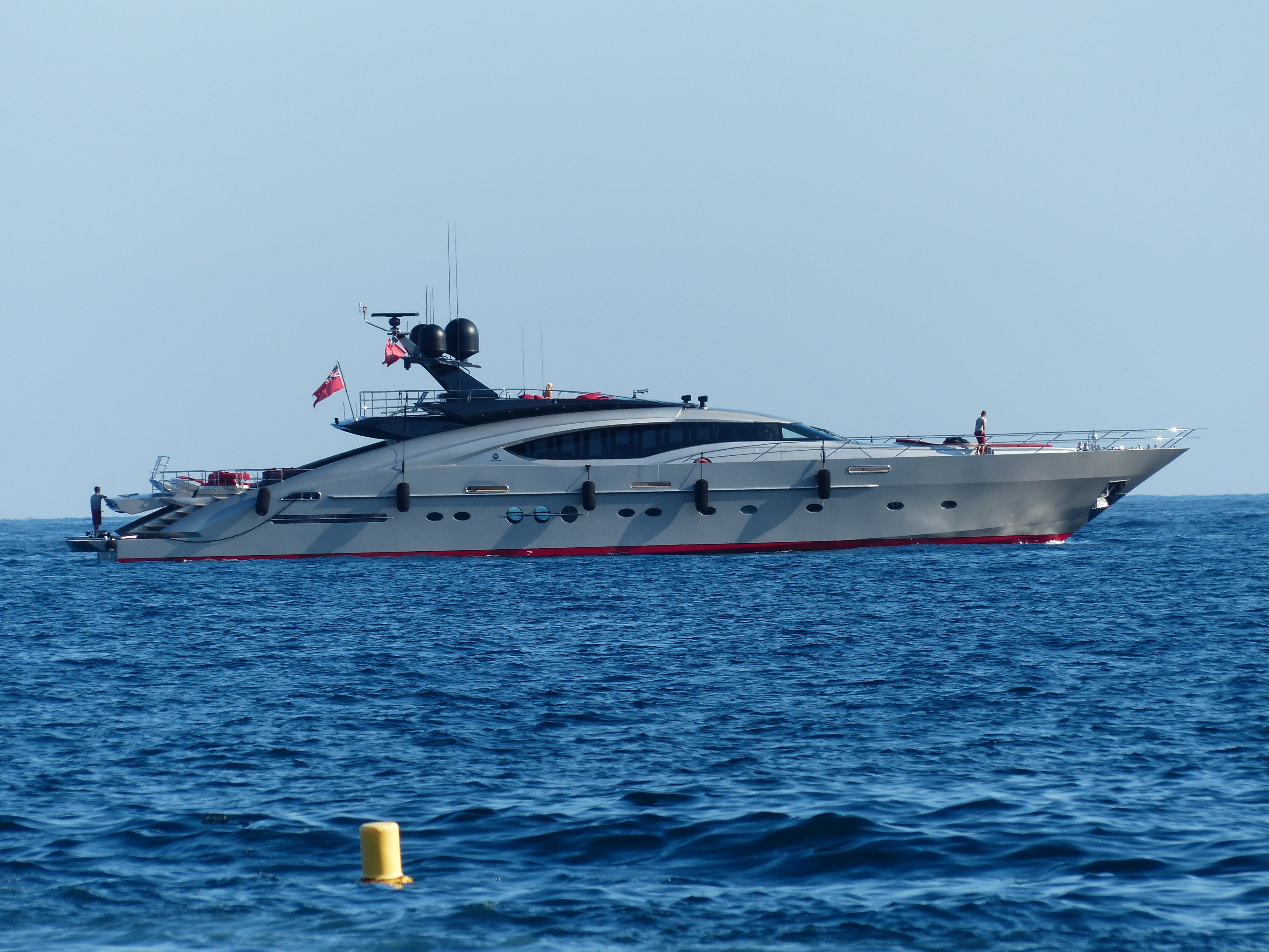 Yacht, sky, shipping, military, outdoors, Racing Boat, Boot, on the move, day, motion, empire, mode of transportation, air vehicle, powerboat, navy, recreational ship, HD Wallpaper