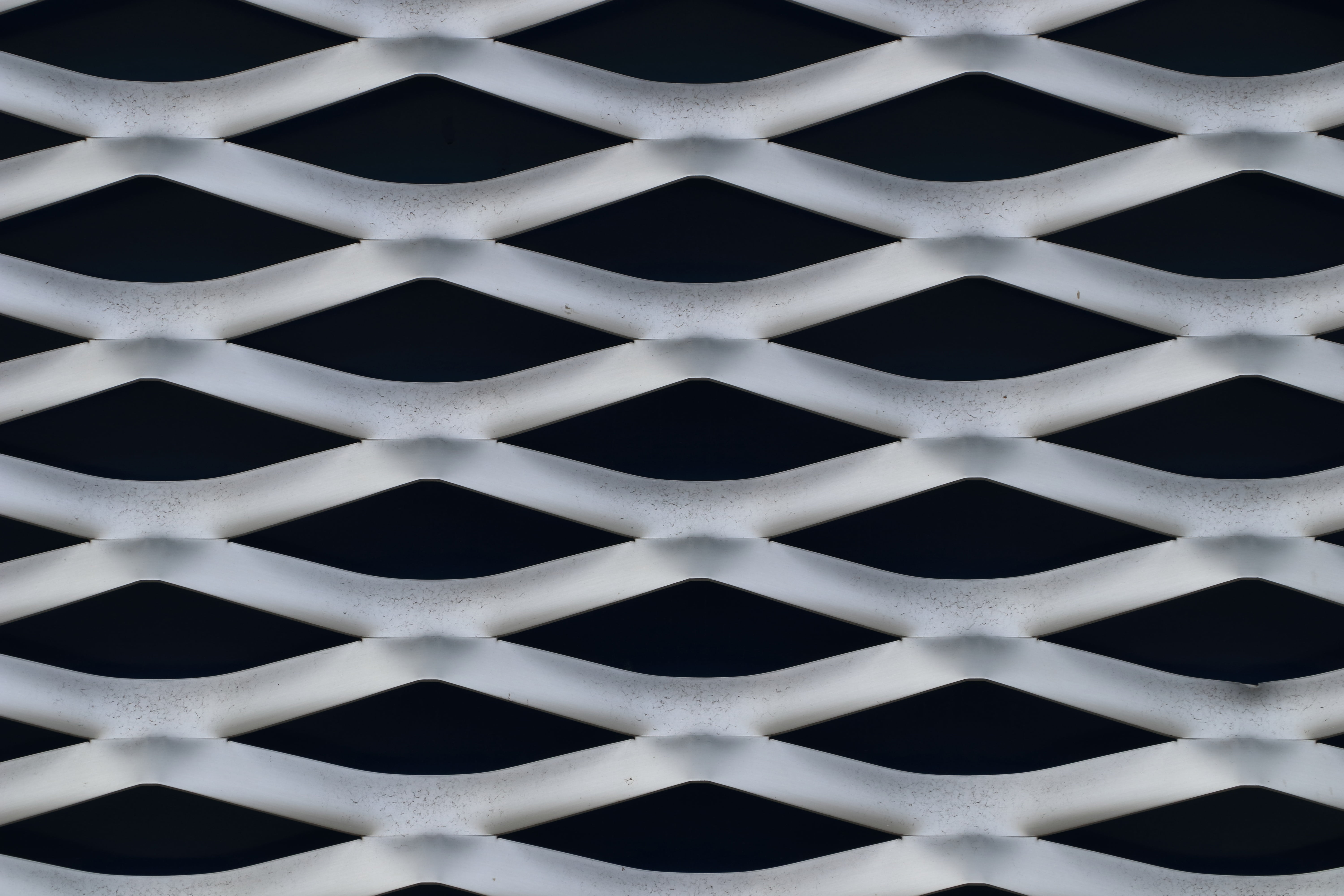 geometric shape, focus on foreground, protection, design, repetition, metal, alloy, close-up, 5K, house facade, steel, no people, silver colored, backgrounds, HD Wallpaper