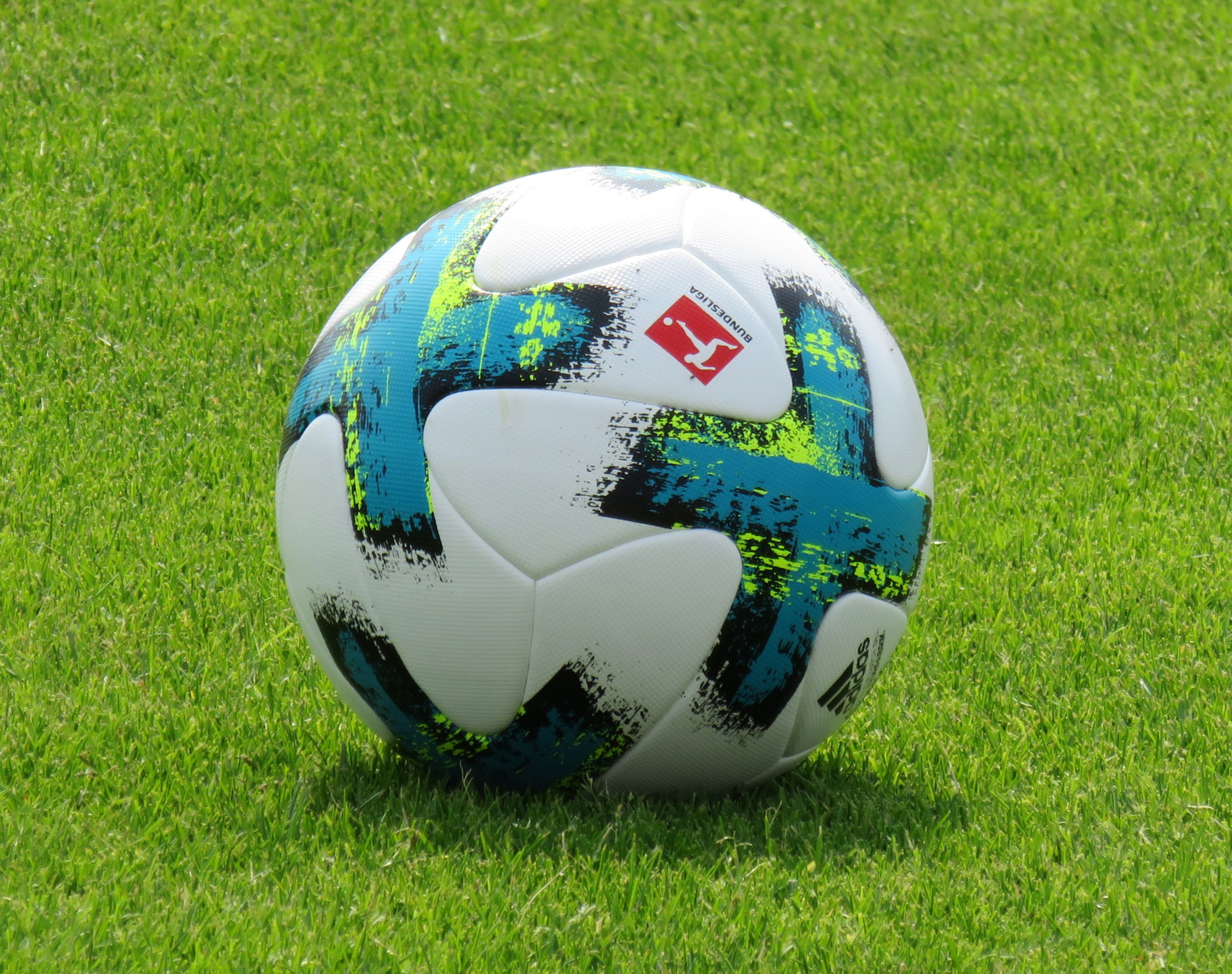 2K, Football, grass, sports And Fitness, training, planet earth, inflatable, play, day, global communications, technology, green Color, sphere, Leisure, HD Wallpaper