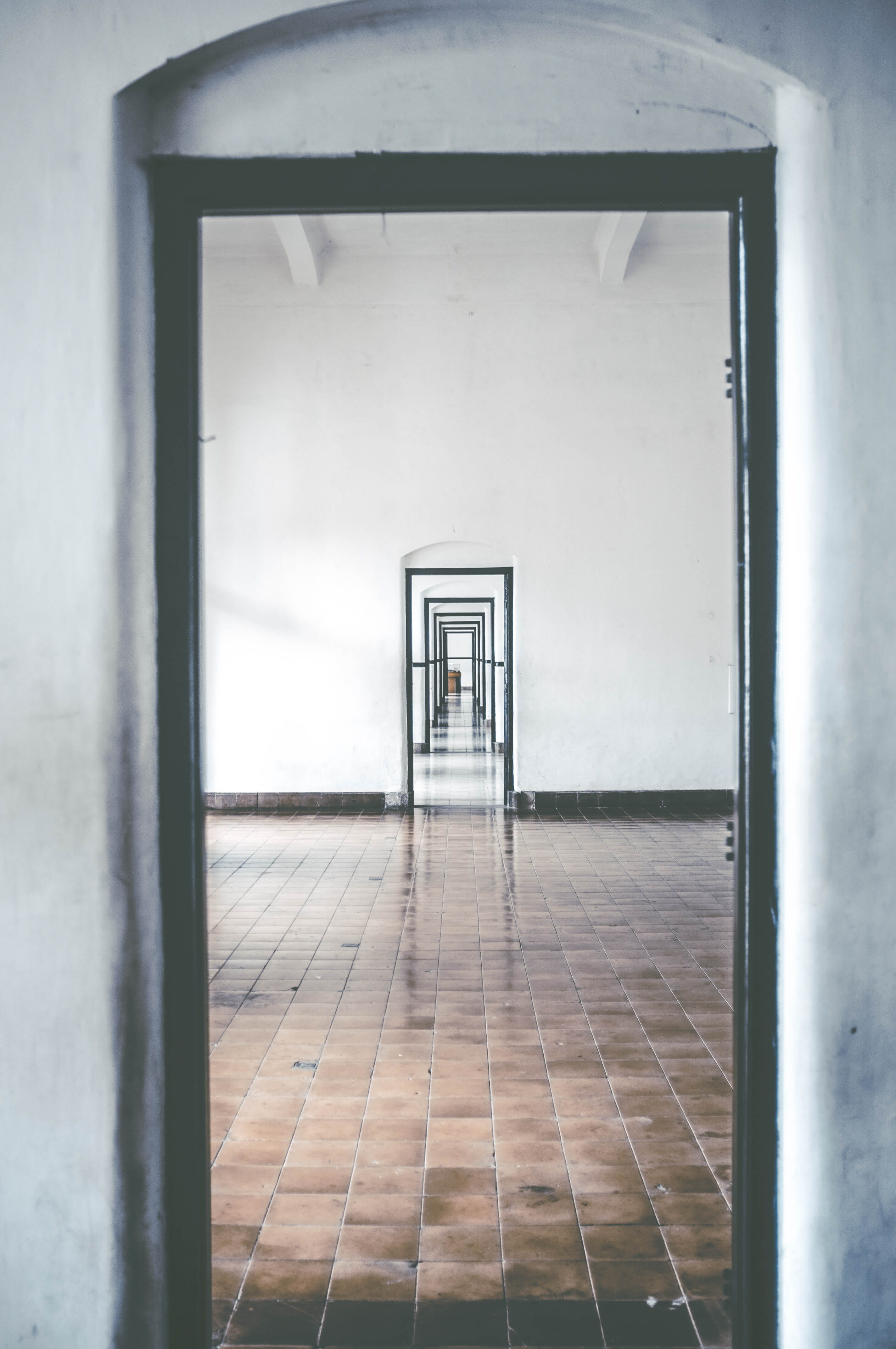 perspective, interior, architectural column, art, building, arch, absence, interior design, open, design, hallway, brown, opened, the way forward, doorway, Phone HD Wallpaper