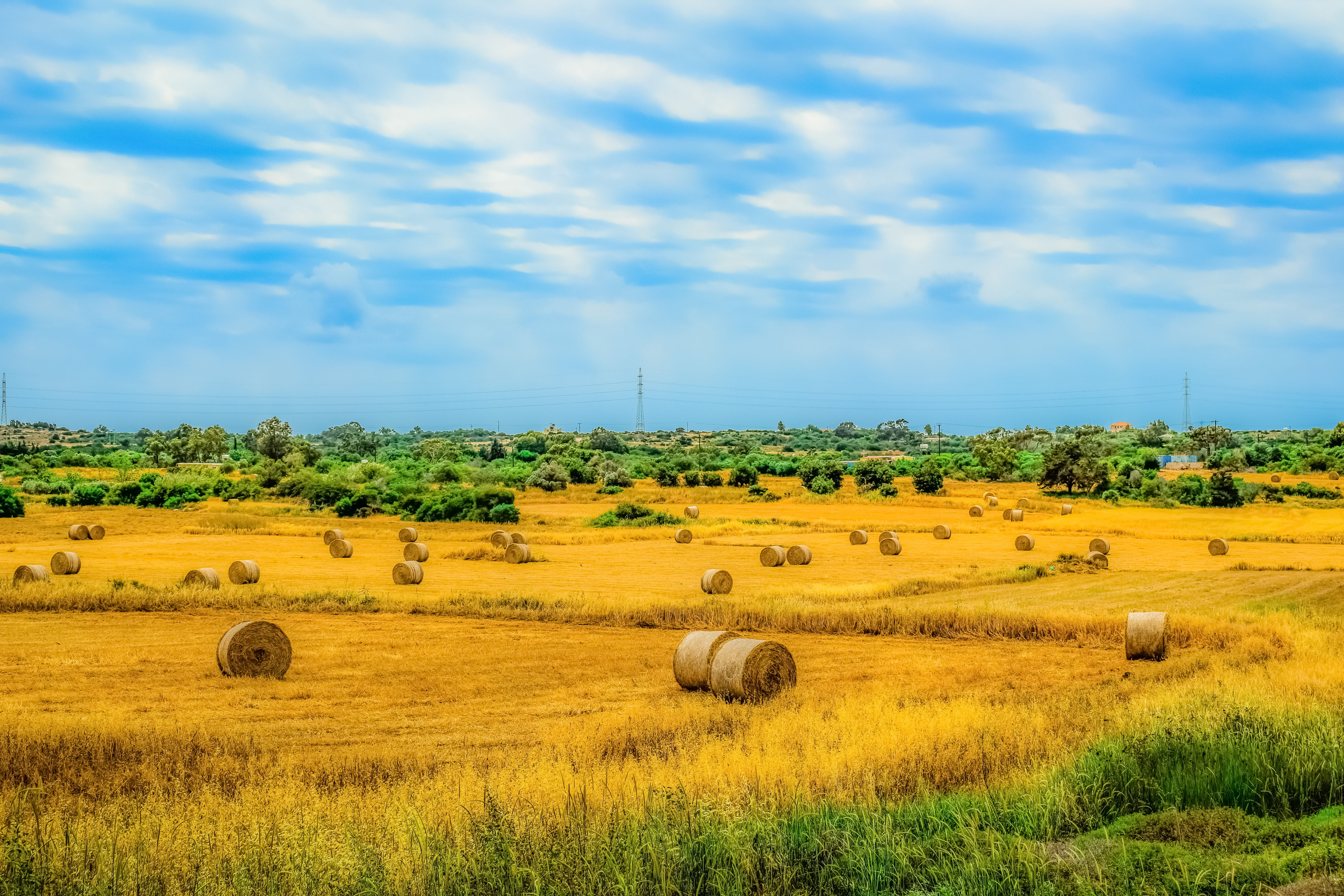 field, hayfield, no people, day, scenics - nature, sky, tranquility, bale, 5K, land, landscape, tranquil scene, grass, agriculture, spring, outdoors, clouds, HD Wallpaper