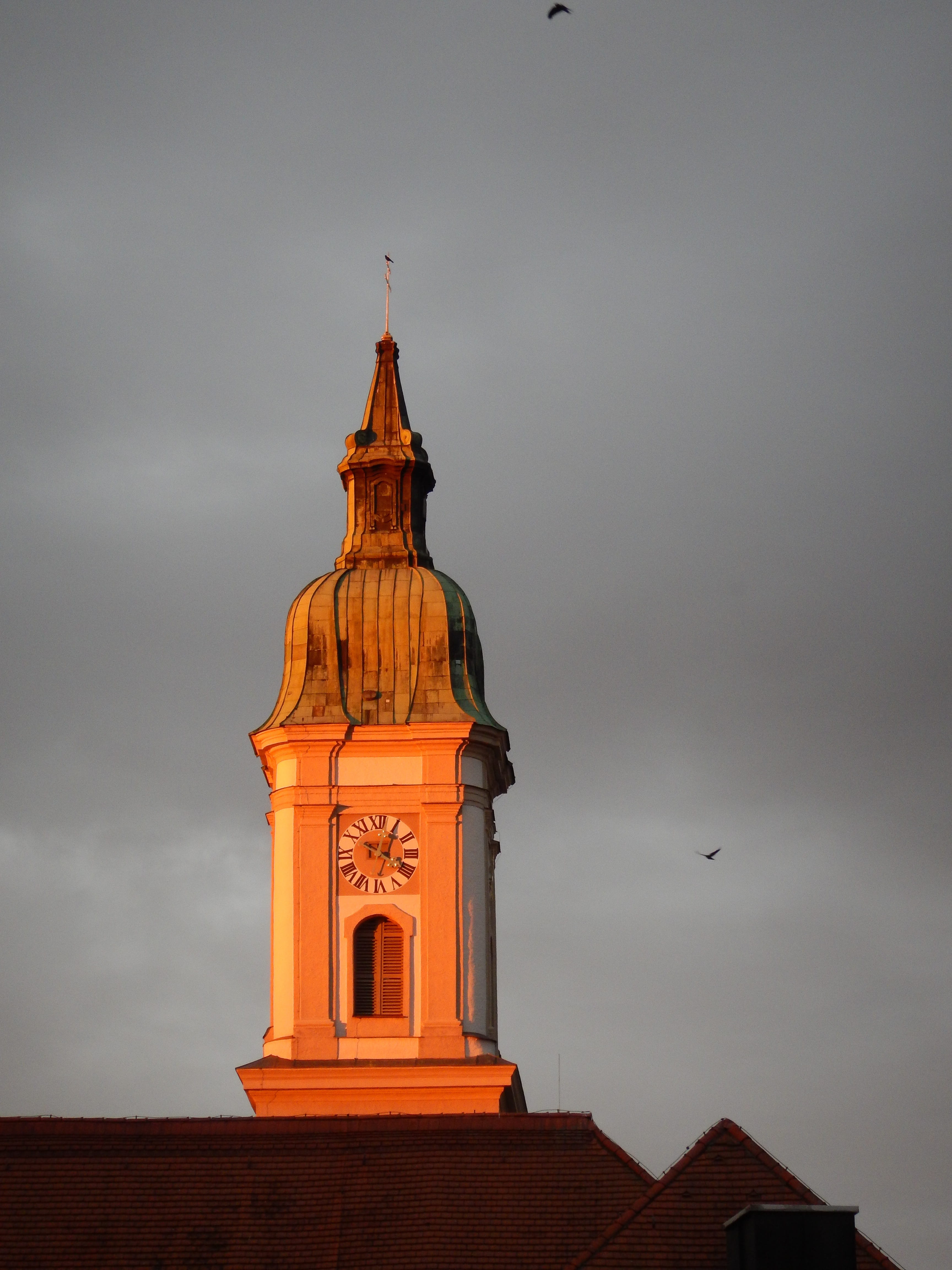 the past, spire, nature, animal, 4K, steeple, rococo, dusk, architecture, low angle view, no people, built structure, cloud - sky, church, history, sky, Phone HD Wallpaper