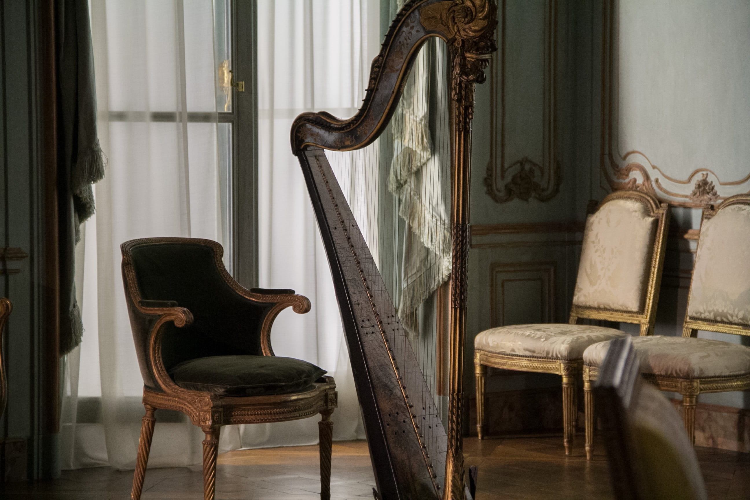 furniture, Castle, Harp, seat, cozy, Rococo, Decoration, upper class, luxury, architecture, 2K, old, classical style, home interior, old-fashioned, absence, HD Wallpaper