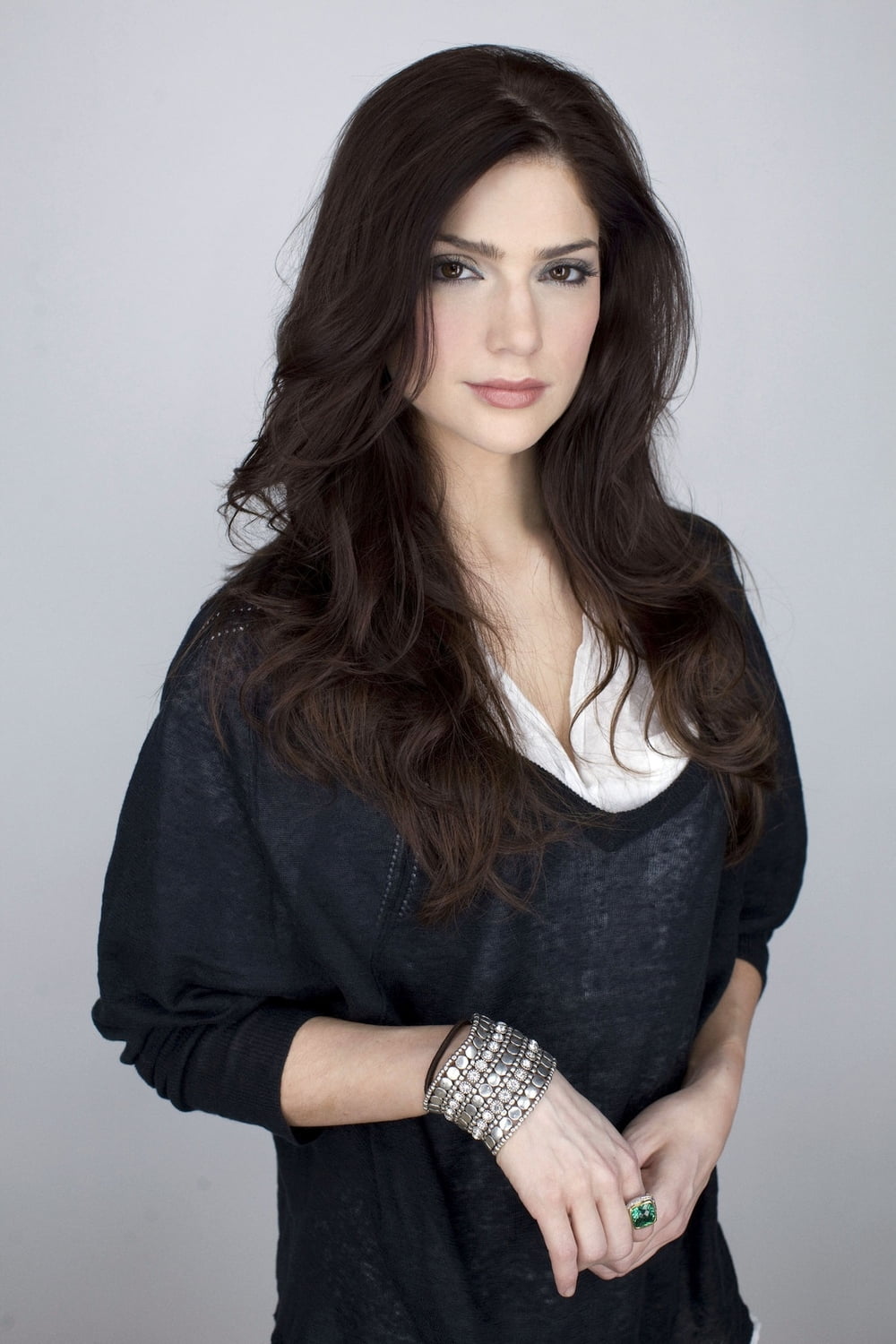 actress, Janet Montgomery, women, 720P, dark hair, long hair, Phone HD Wallpaper