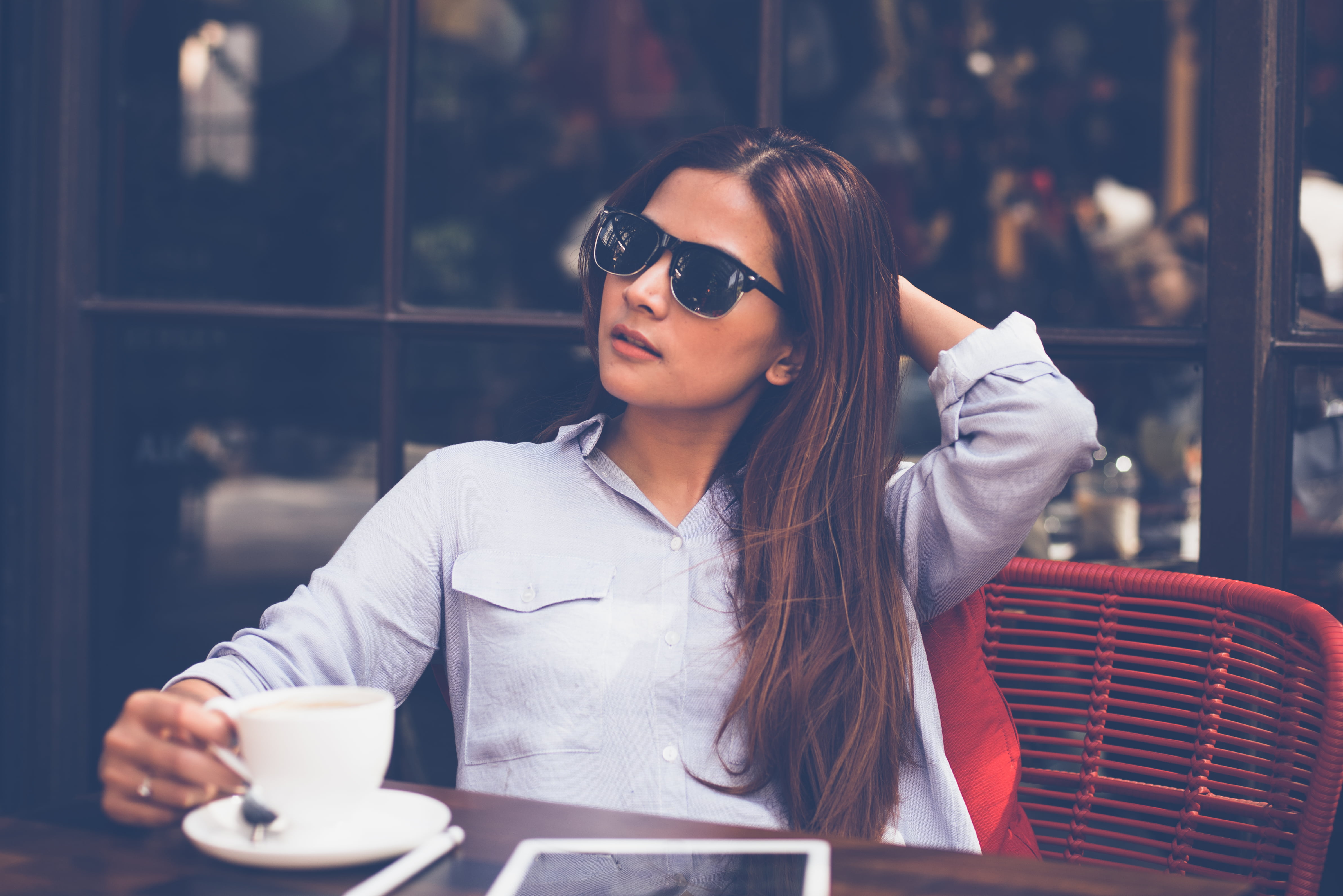 holding, technology, adult, mug, glasses, sunglasses, hot drink, business, fashion, young women, sitting, coffee break, beauty, coffee, woman, spoon, young adult, HD Wallpaper