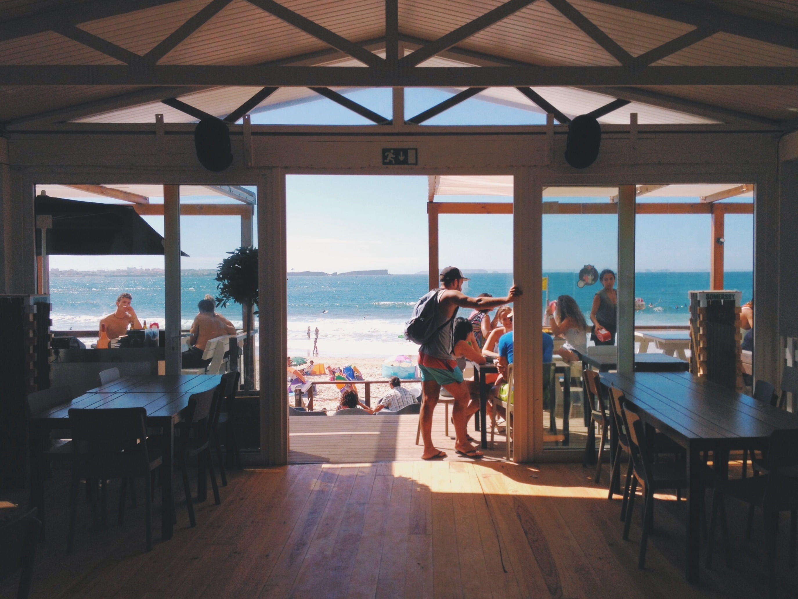 tropical, medium group of people, people talking, day, ceiling, wooden, travel, group, holiday, food, near, leisure, white, relaxation, sitting, dinner, HD Wallpaper