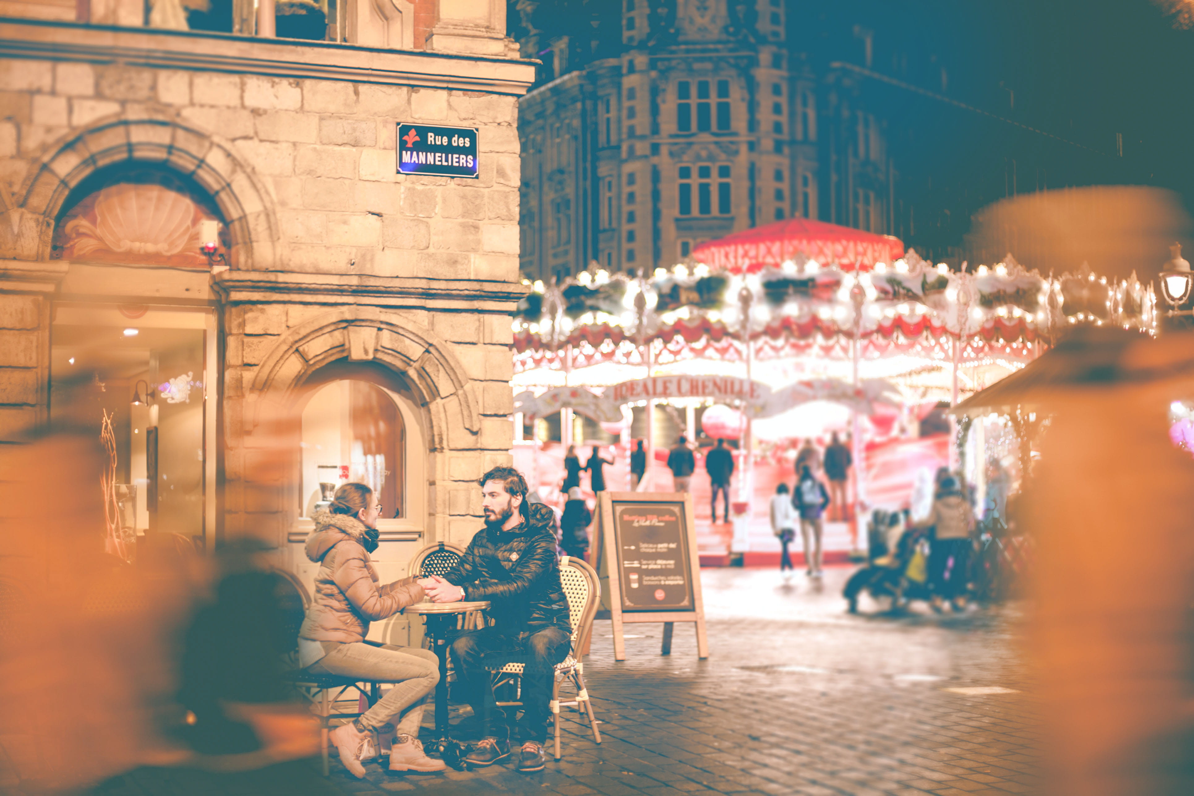 near, fairground, city Life, woman, arch, night, man, our love, travel Destinations, square, group of people, decoration, large group of people, two, men, HD Wallpaper