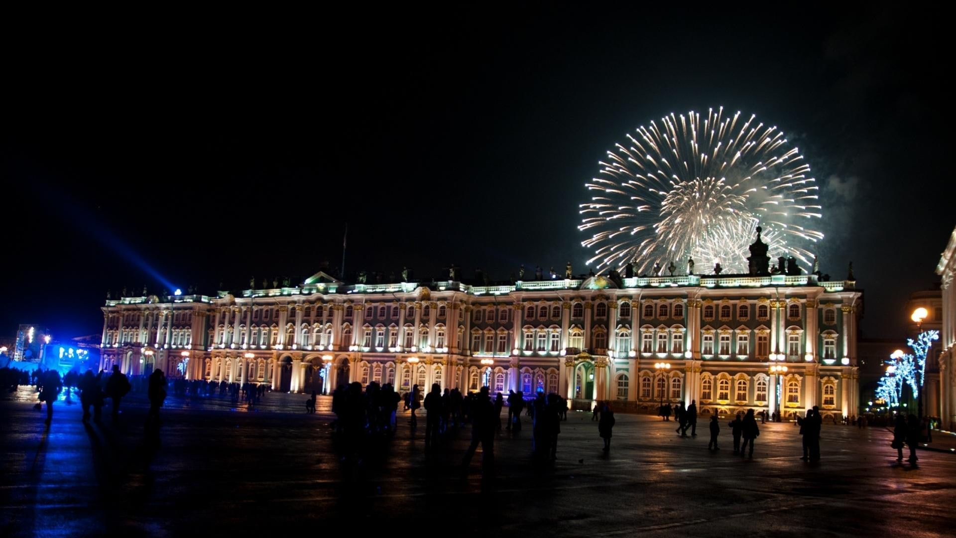 st, winter, square, palace, petersburg, people, fireworks, lights, 1080P, nature and landscapes, HD Wallpaper