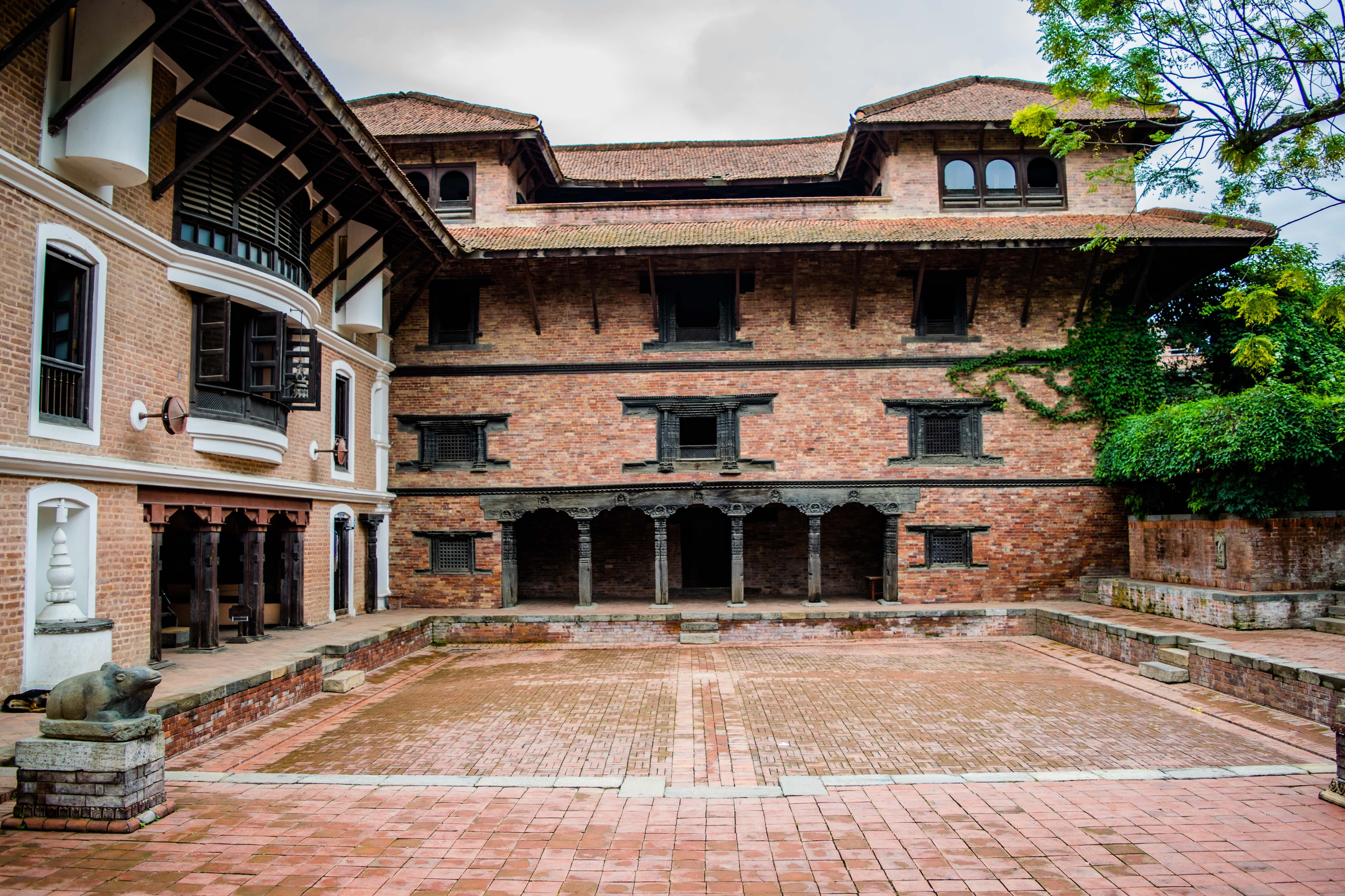 building exterior, tourist, culture, buddhist, 5K, travel destinations, city, religious, Temple, outdoors, architecture, building, tiled floor, footpath, HD Wallpaper