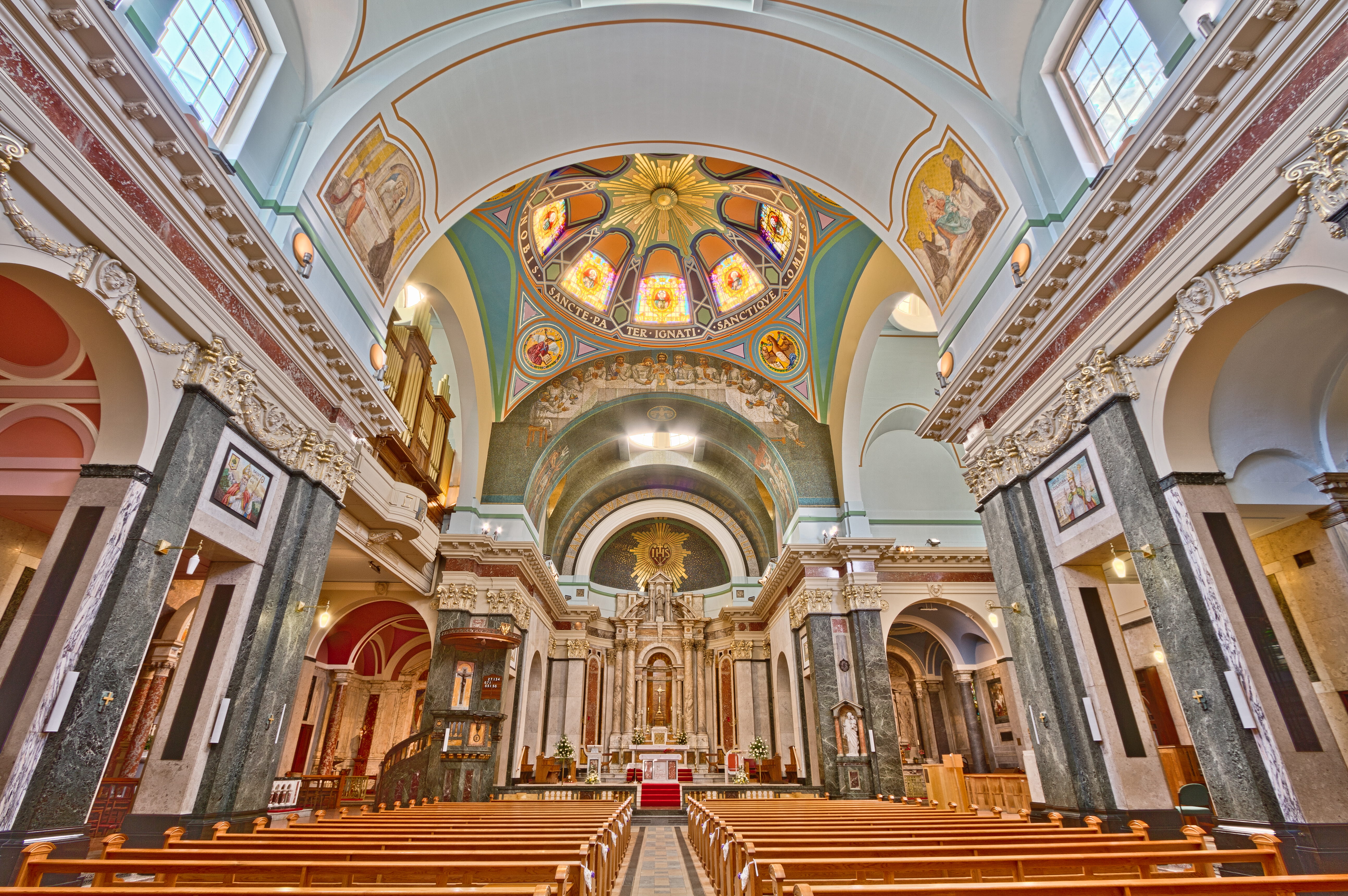 praying, st aloysius church, architecture and art, built structure, interior, day, 5K, architectural column, decore, the past, building, inside, pray, HD Wallpaper