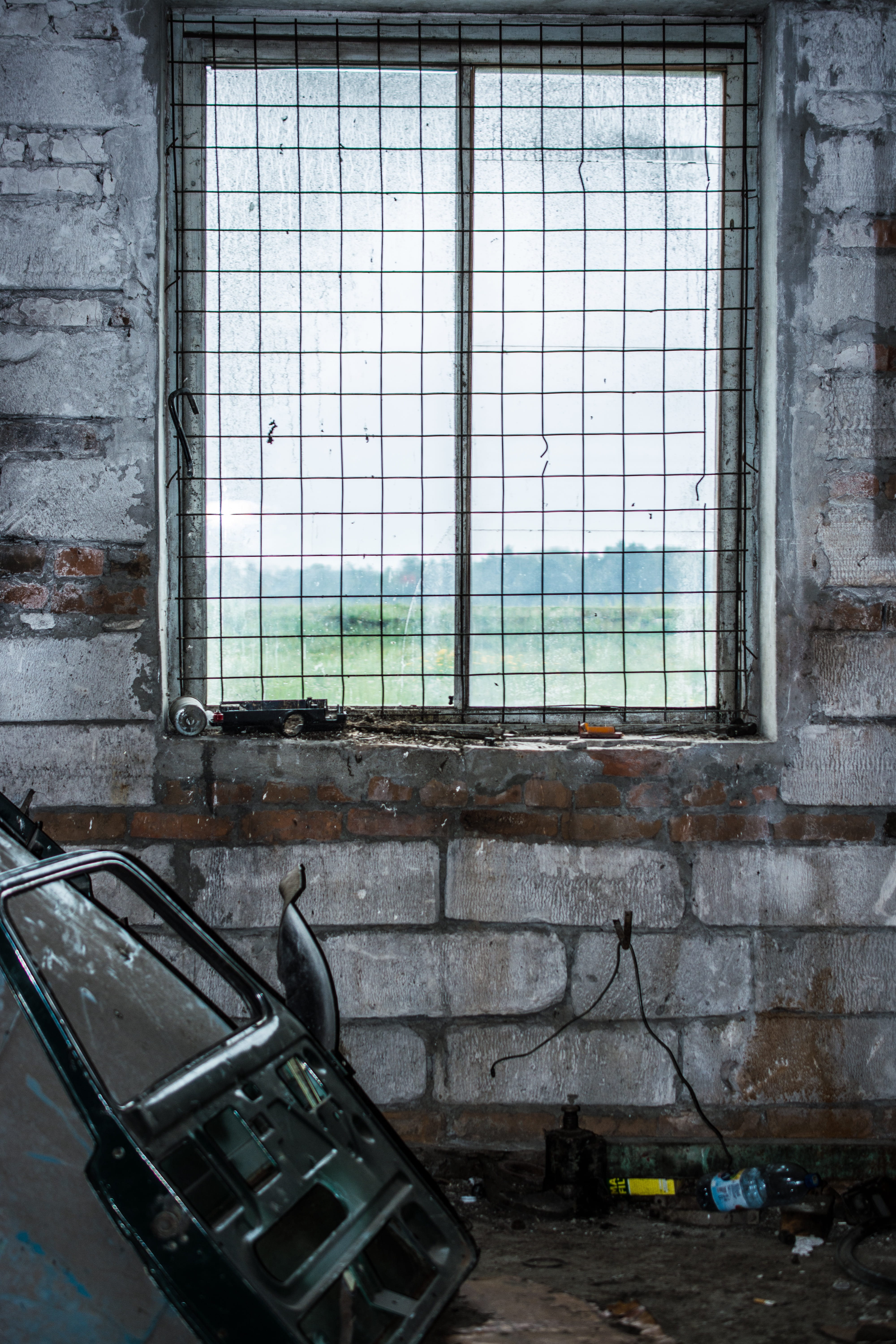 car service, deterioration, ruined, glass - material, decline, broken, built structure, damaged, run-down, indoors, architecture, old, obsolete, 5K, window, Phone HD Wallpaper