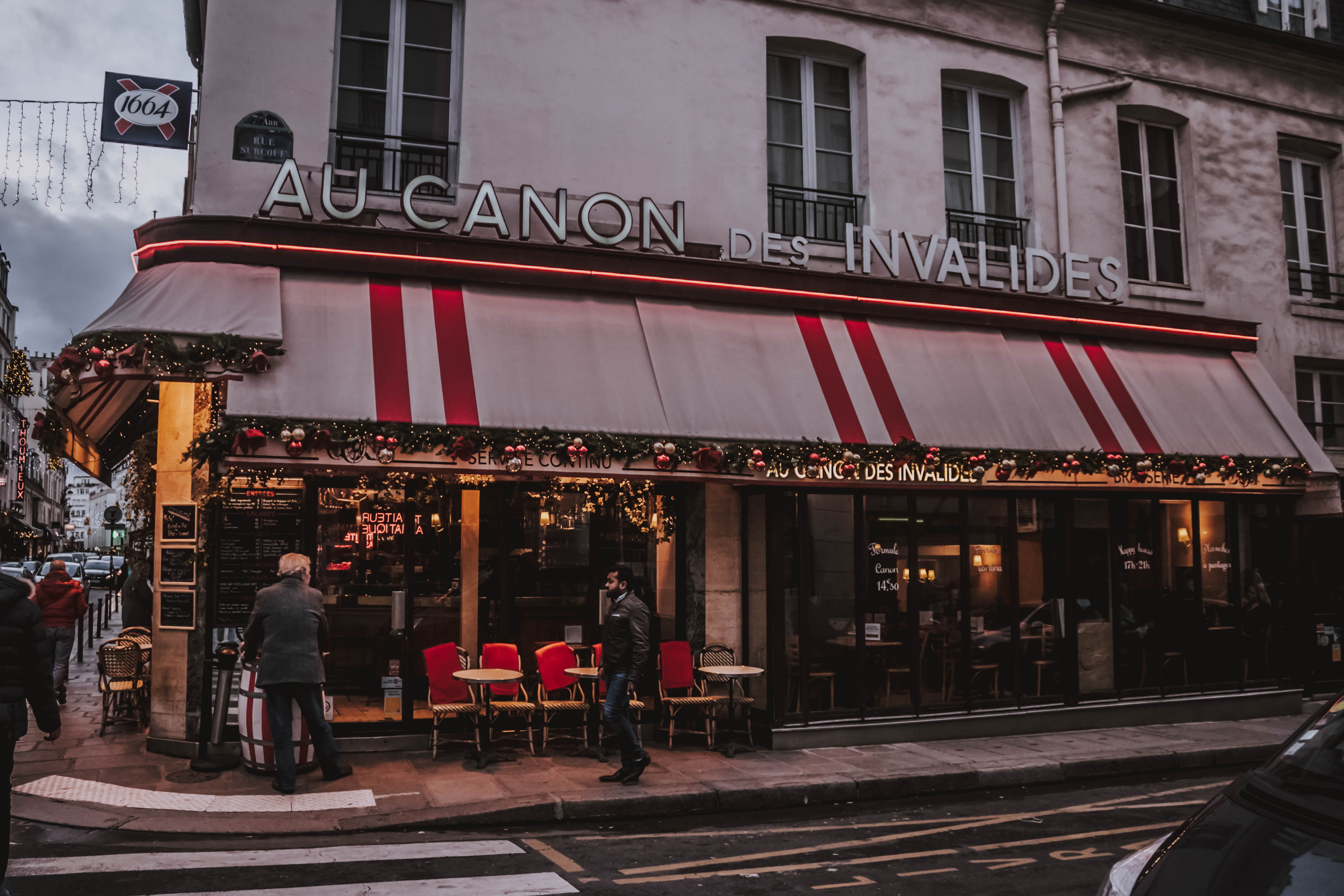 real people, france, near, city, cafe, paris, zebra crossing, built structure, men, restaurant, people, adult, building, meal, street, road, city life, HD Wallpaper
