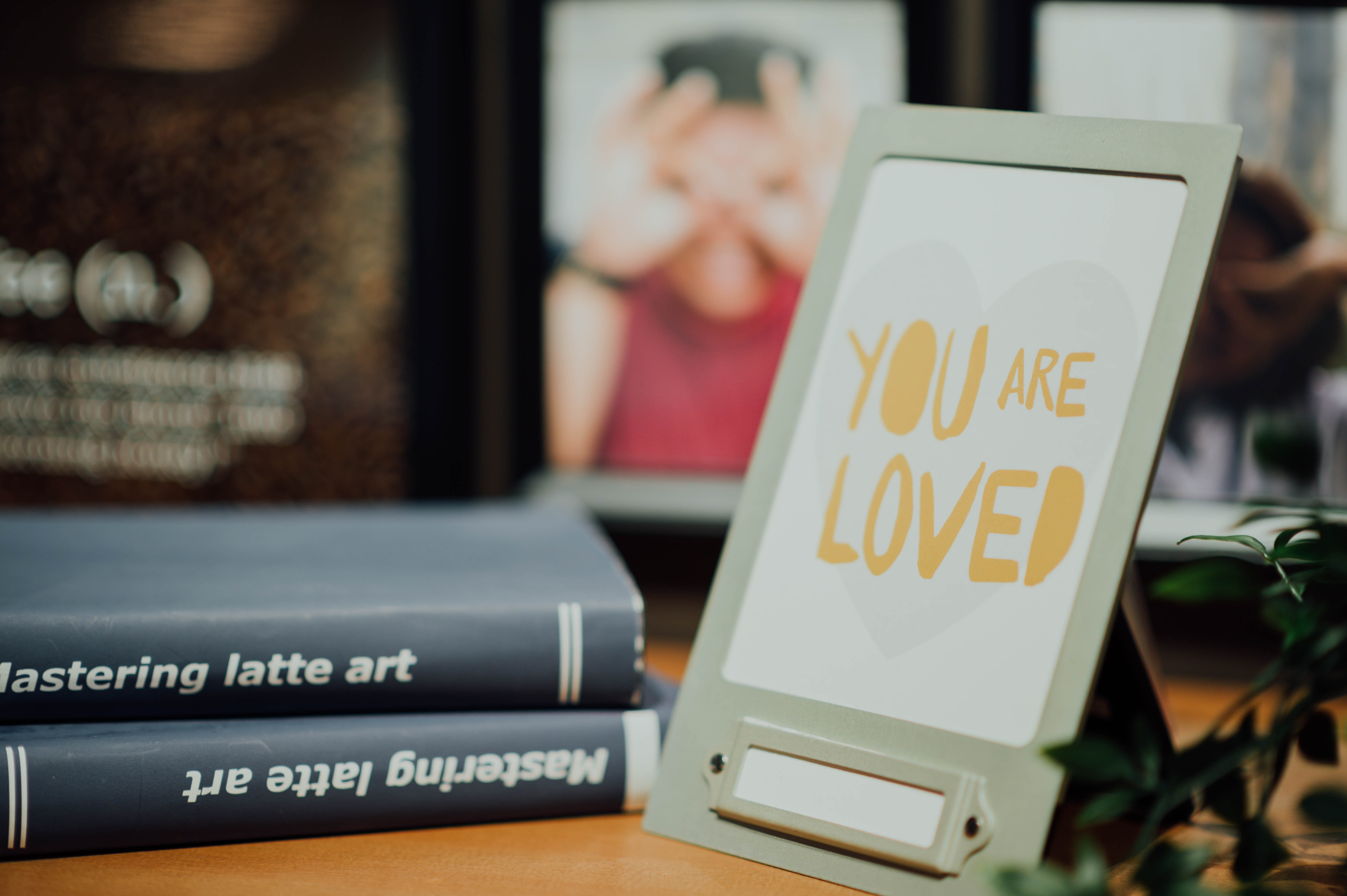connection, file binder, indoors, novel, metal, 5K, frame, focus on foreground, western script, shelf, publication, occupation, phone, close-up, furniture, HD Wallpaper