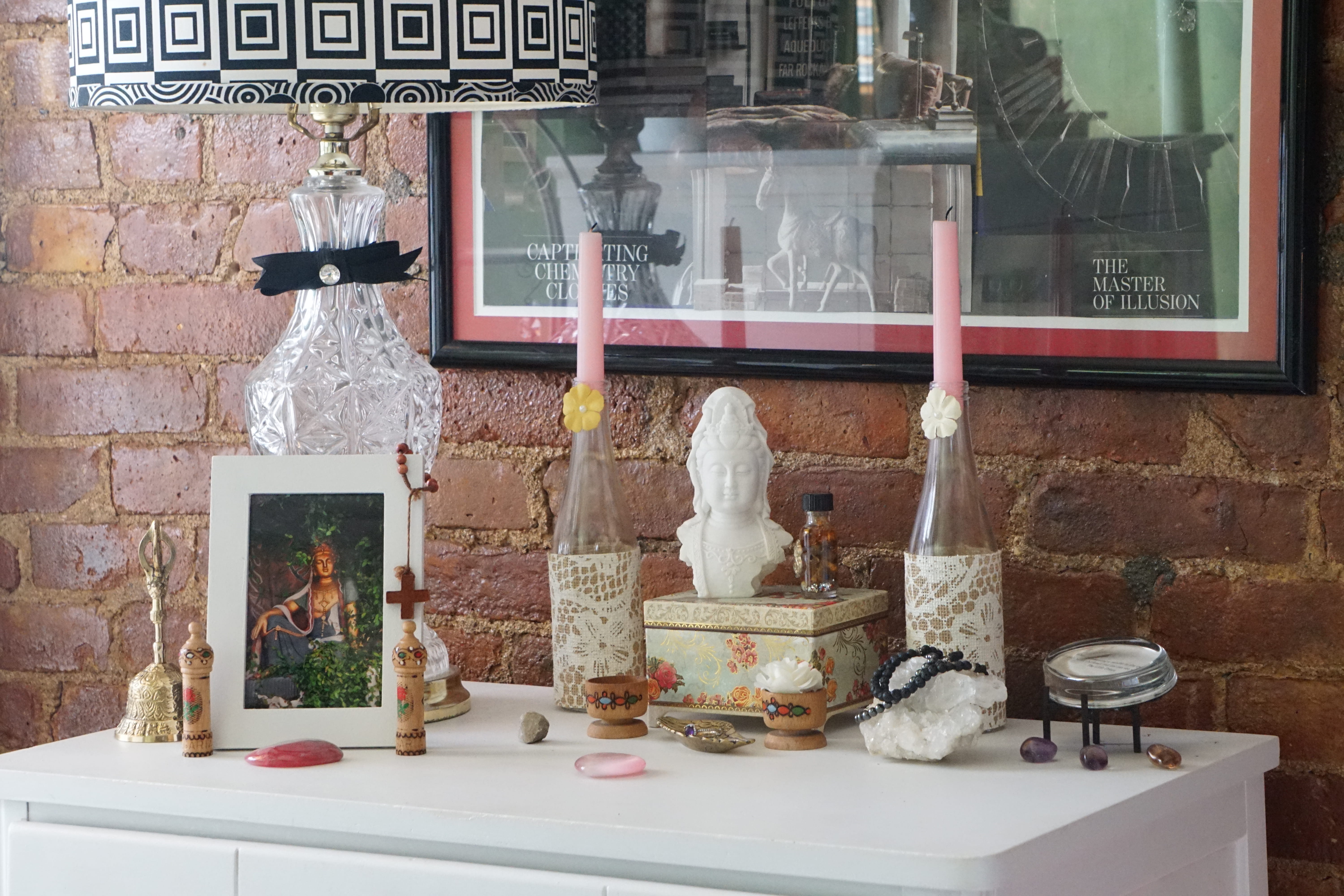 sculpture, day, window, goblet, cake, place of worship, shelf, built structure, cupboard, representation, creativity, confectionery, architecture, furniture, HD Wallpaper