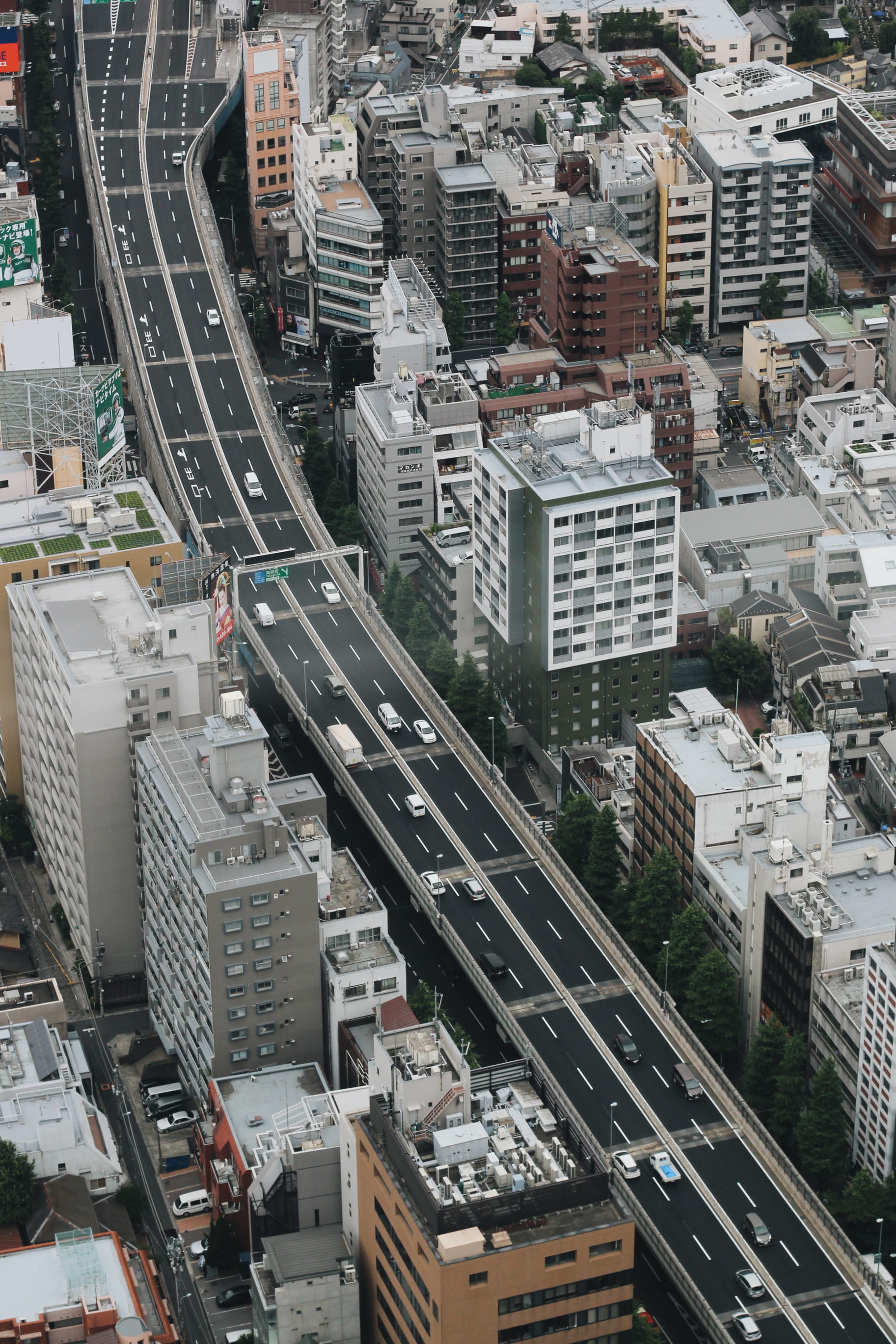 mode of transportation, day, residential district, architecture, street, aerial view, building exterior, modern, apartment building, motor vehicle, city, Phone HD Wallpaper