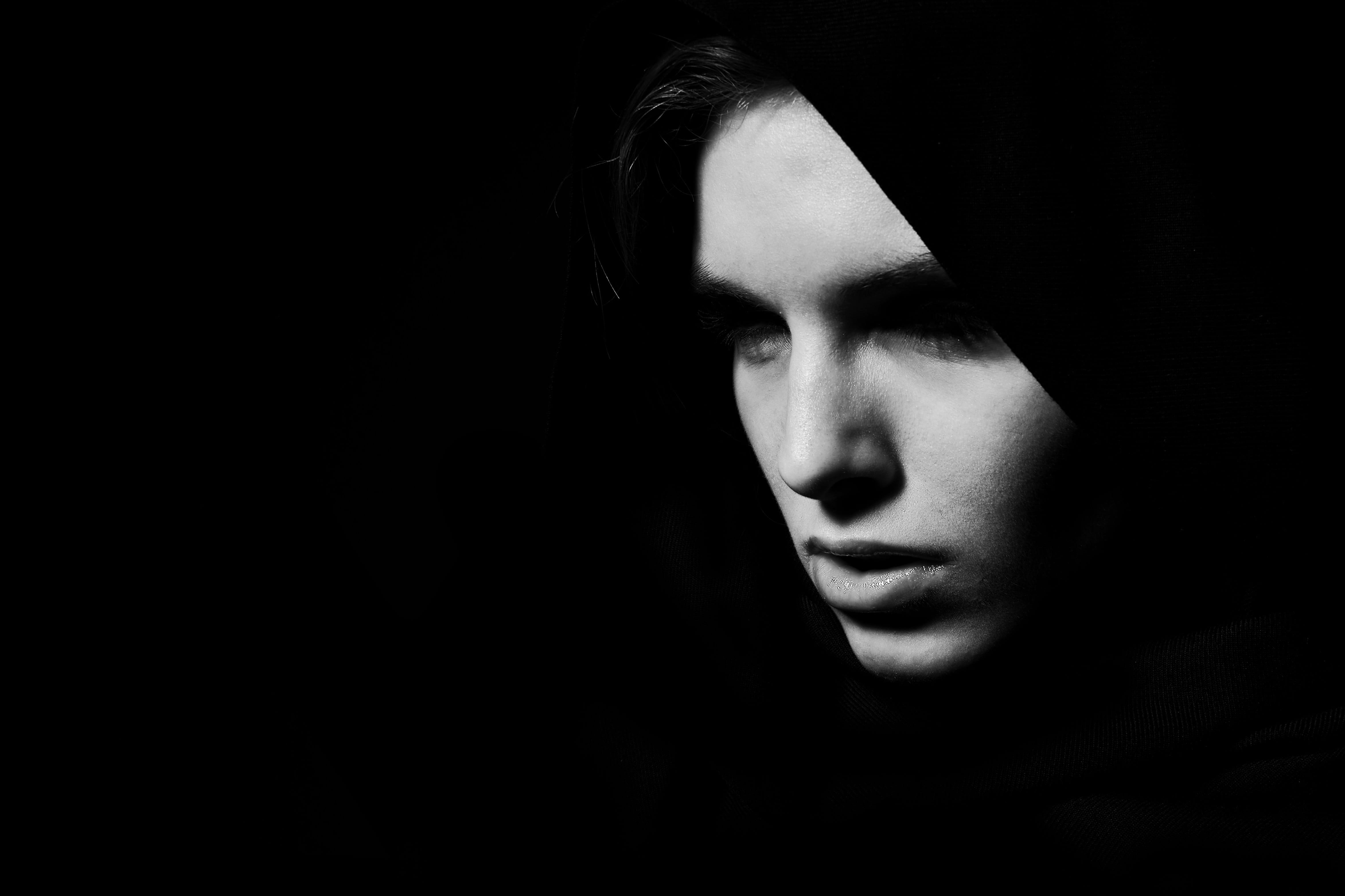 studio shot, light, photo, sadness, adult, headshot, young adult, look, beautiful, beautiful woman, women, side view, black background, dark, human body part, HD Wallpaper