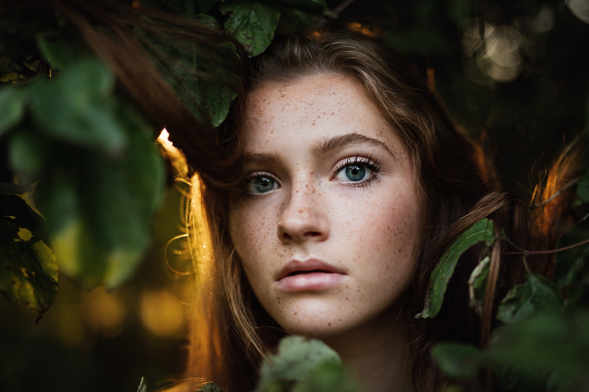 beautiful woman, hairstyle, portrait, plant, looking, looking at camera, face, one person, girls, outdoors, hair, young adult, tree, contemplation, teenager, HD Wallpaper