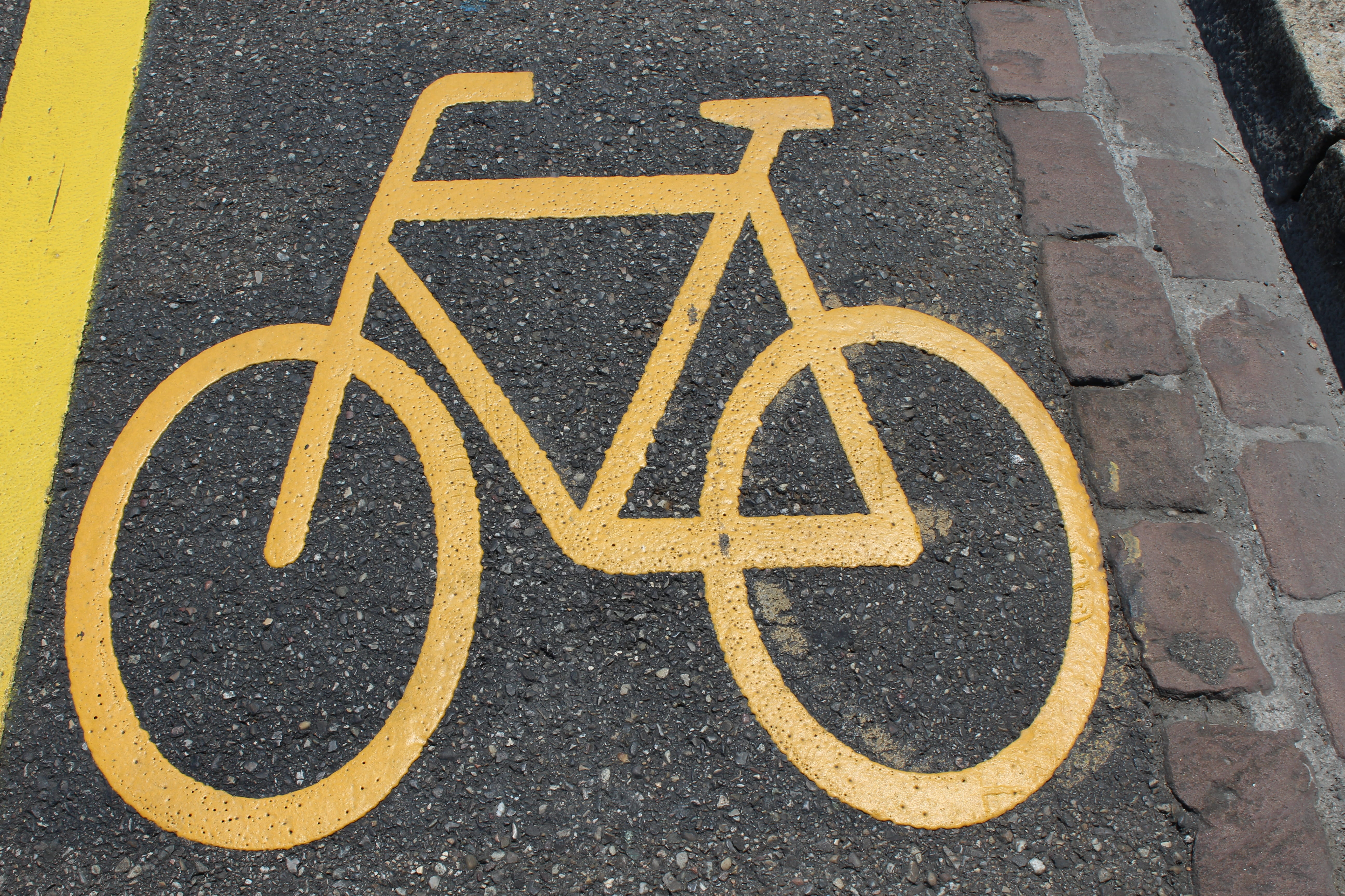cycle, mark, high angle view, transportation, information sign, day, road sign, bicycle lane, cyclists, characters, Wheel, road marking, yellow, cycle path, HD Wallpaper