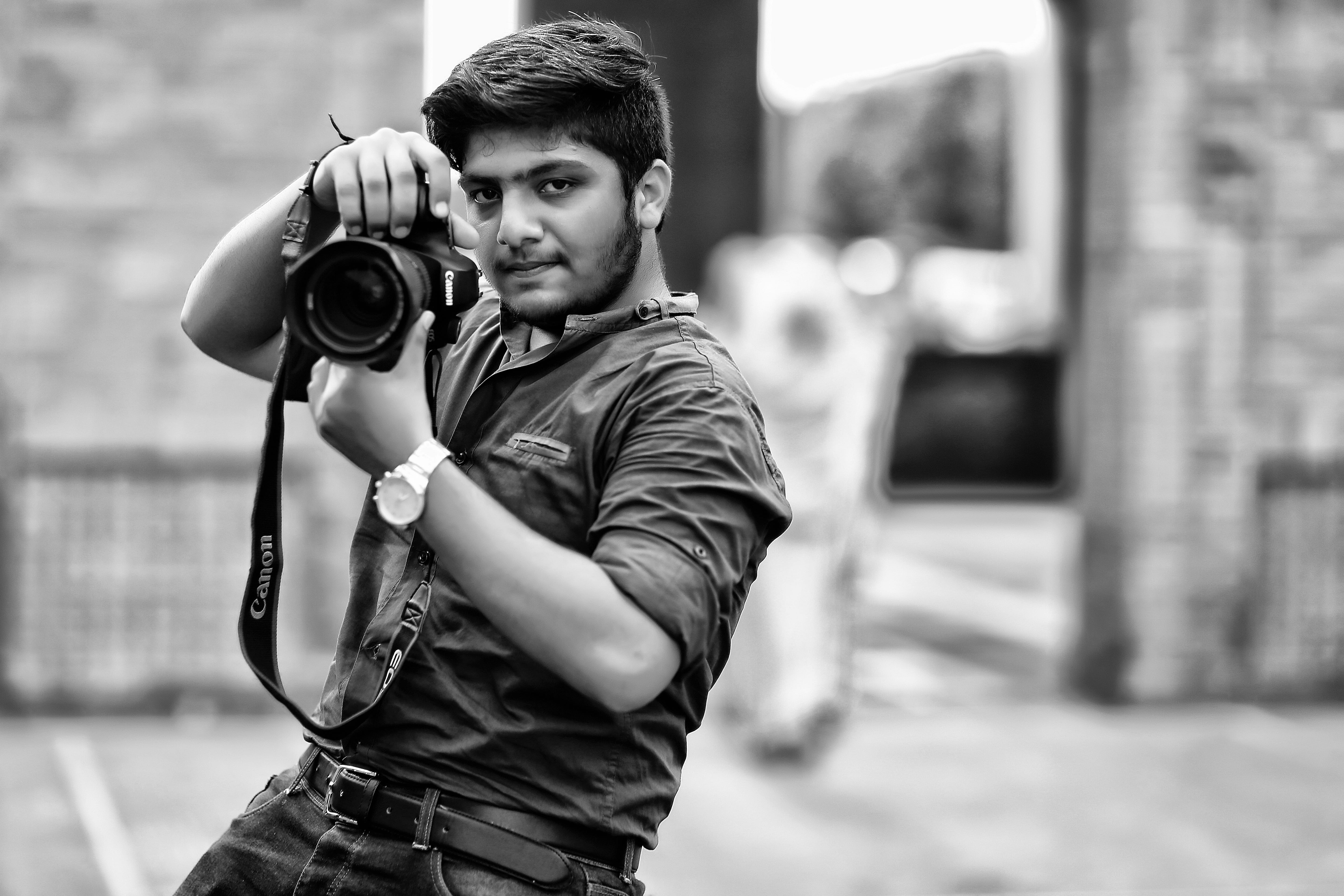 daylight, young adult, lifestyles, leisure activity, three quarter length, standing, blurred background, lens, photography themes, male, grayscale, portrait, HD Wallpaper