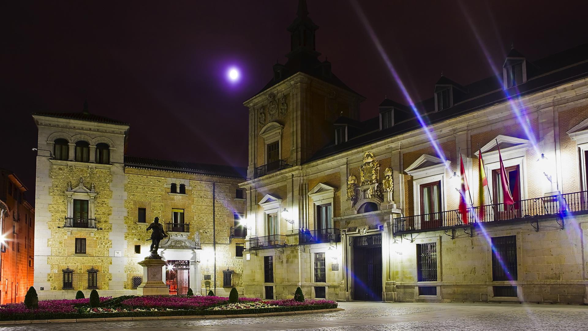 nature and landscapes, 1080P, lights, houses, courtyard, statue, madrid, HD Wallpaper