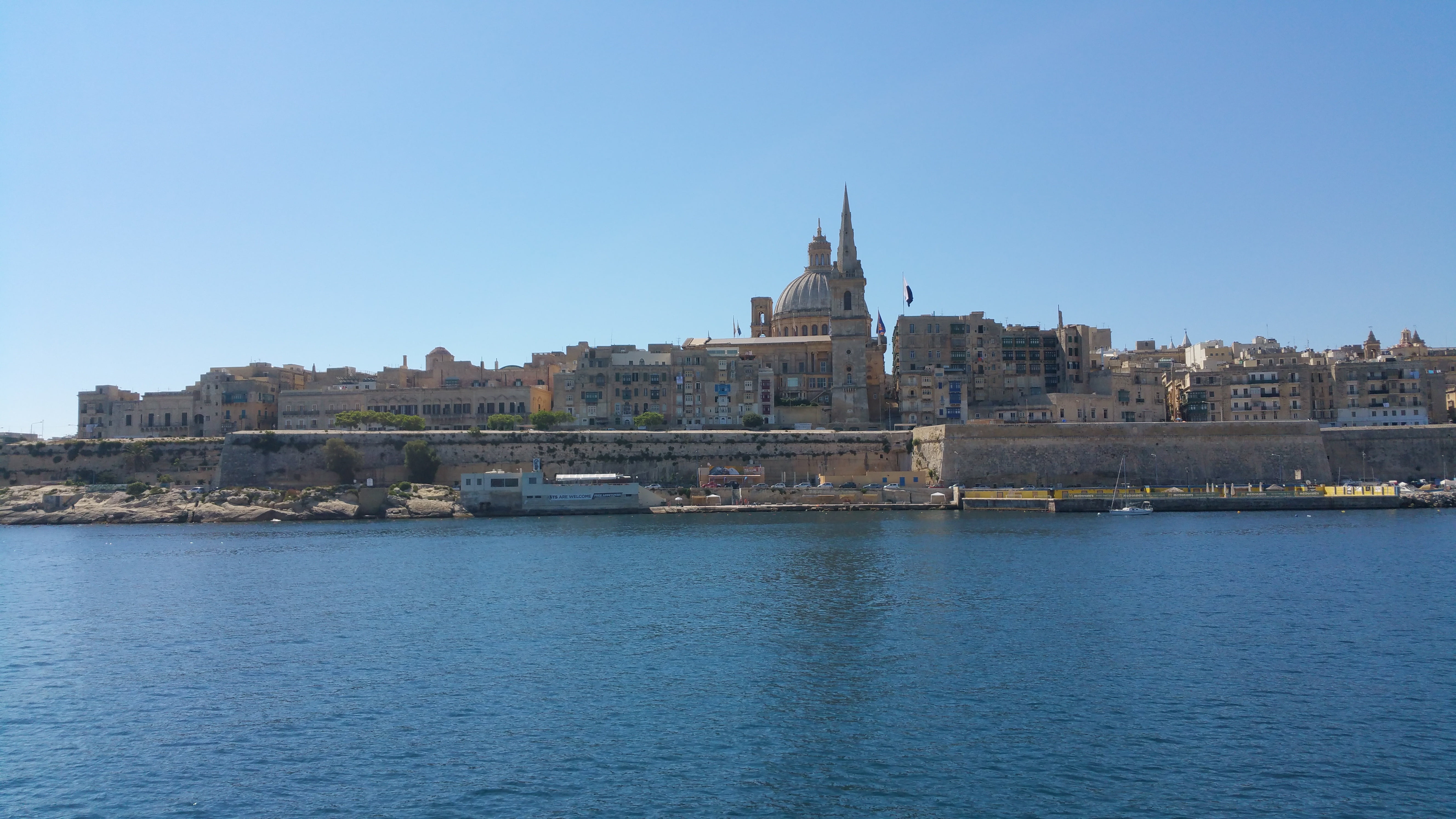 architecture, history, cityscape, building, sea, island, sky, waterfront, the past, city, abbey, blue, no people, 5K, nature, building exterior, clear sky, HD Wallpaper