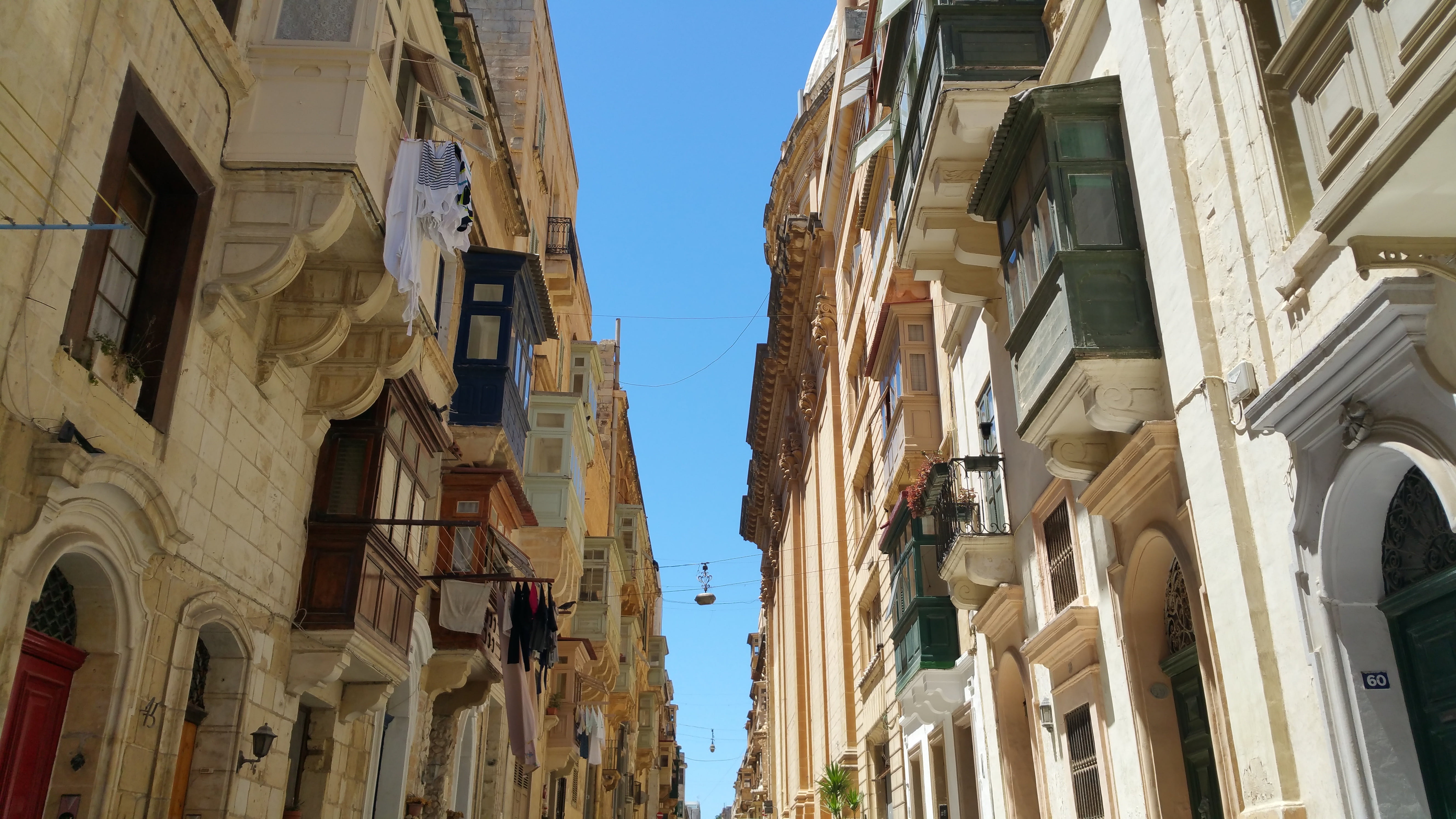 nature, capital, malta, built structure, valletta, 5K, day, no people, history, balcony, building exterior, old, sky, maltese, apartment, clear sky, residential district, HD Wallpaper