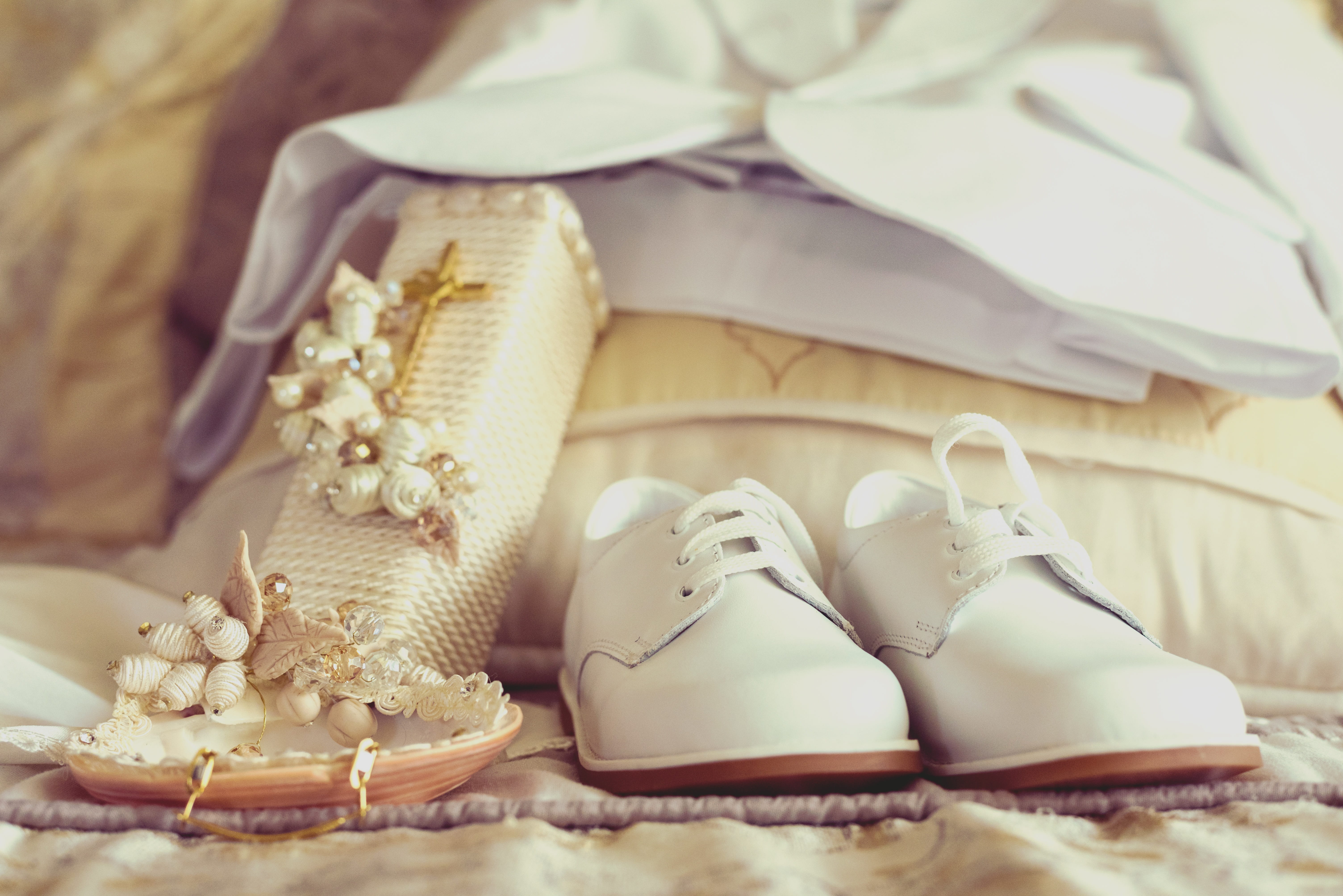 color, food and drink, white, arts culture and entertainment, traditional, indoors, lace - fastener, still life, food, choice, white color, luxury, high heels, HD Wallpaper