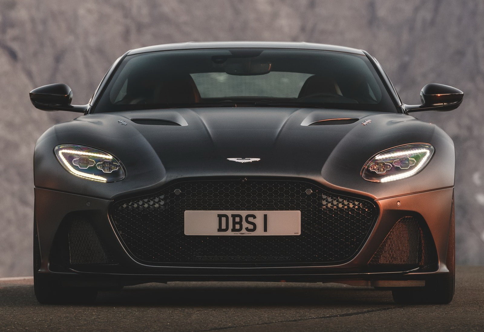 superleggera, focus on foreground, 720P, text, vintage car, wealth, (2019), transportation, headlight, aston, luxury, close-up, mode of transportation, HD Wallpaper
