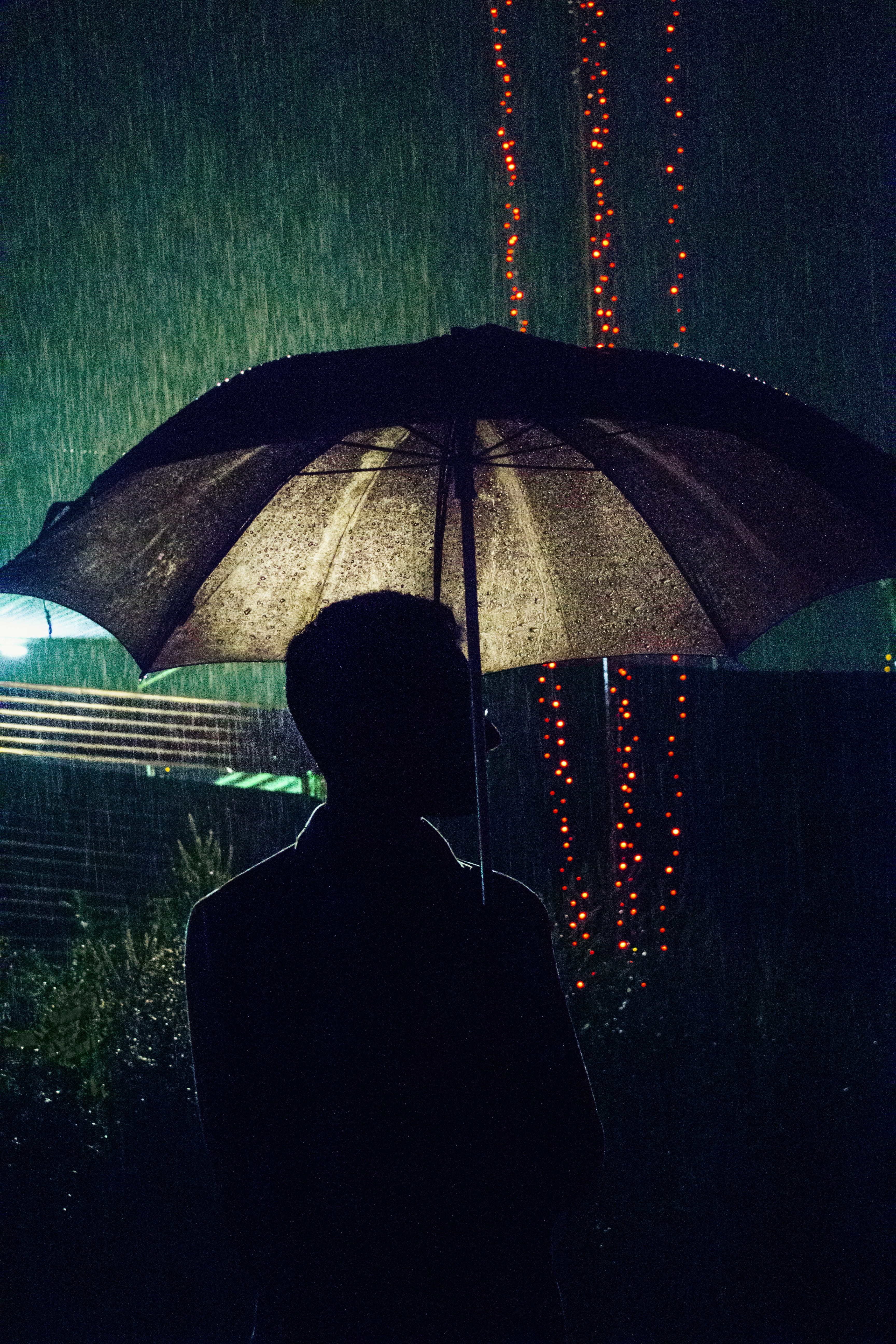 one person, night, water, protection, sri lanka, real people, adult, rear view, leisure activity, 5K, illuminated, security, wet, lifestyles, rain, men, Phone HD Wallpaper