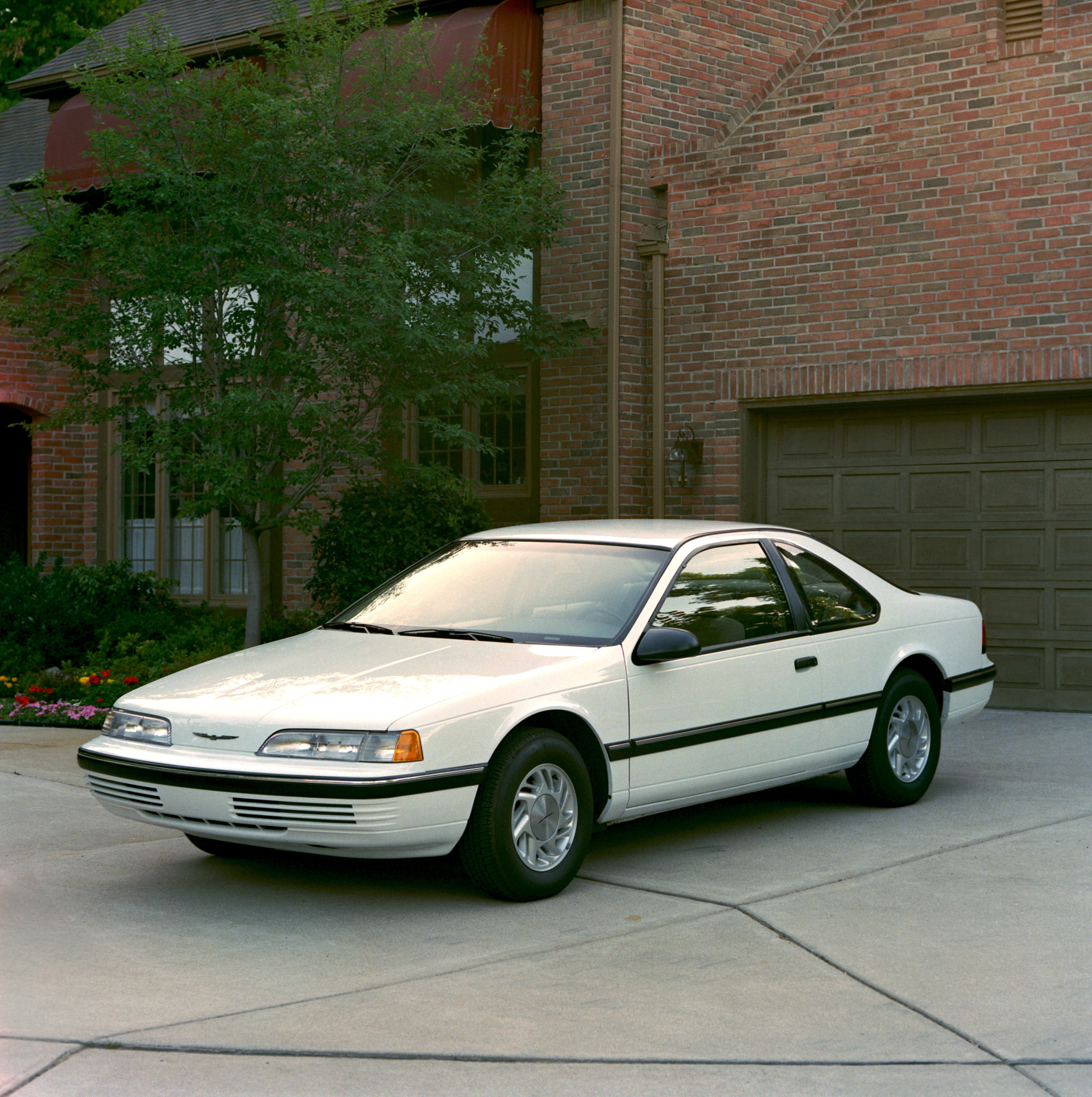ford, 4K, 1989, thunderbird, Phone HD Wallpaper
