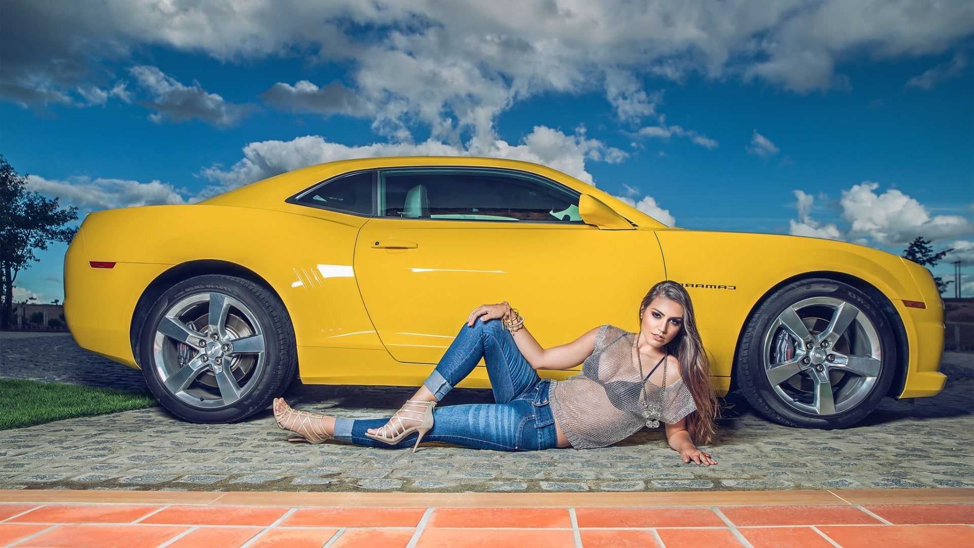 mode of transportation, cloud - sky, yellow, travel, waiting, sky, happiness, adult, hairstyle, motor vehicle, vehicle breakdown, women lips eyes chevrolet camaro, HD Wallpaper