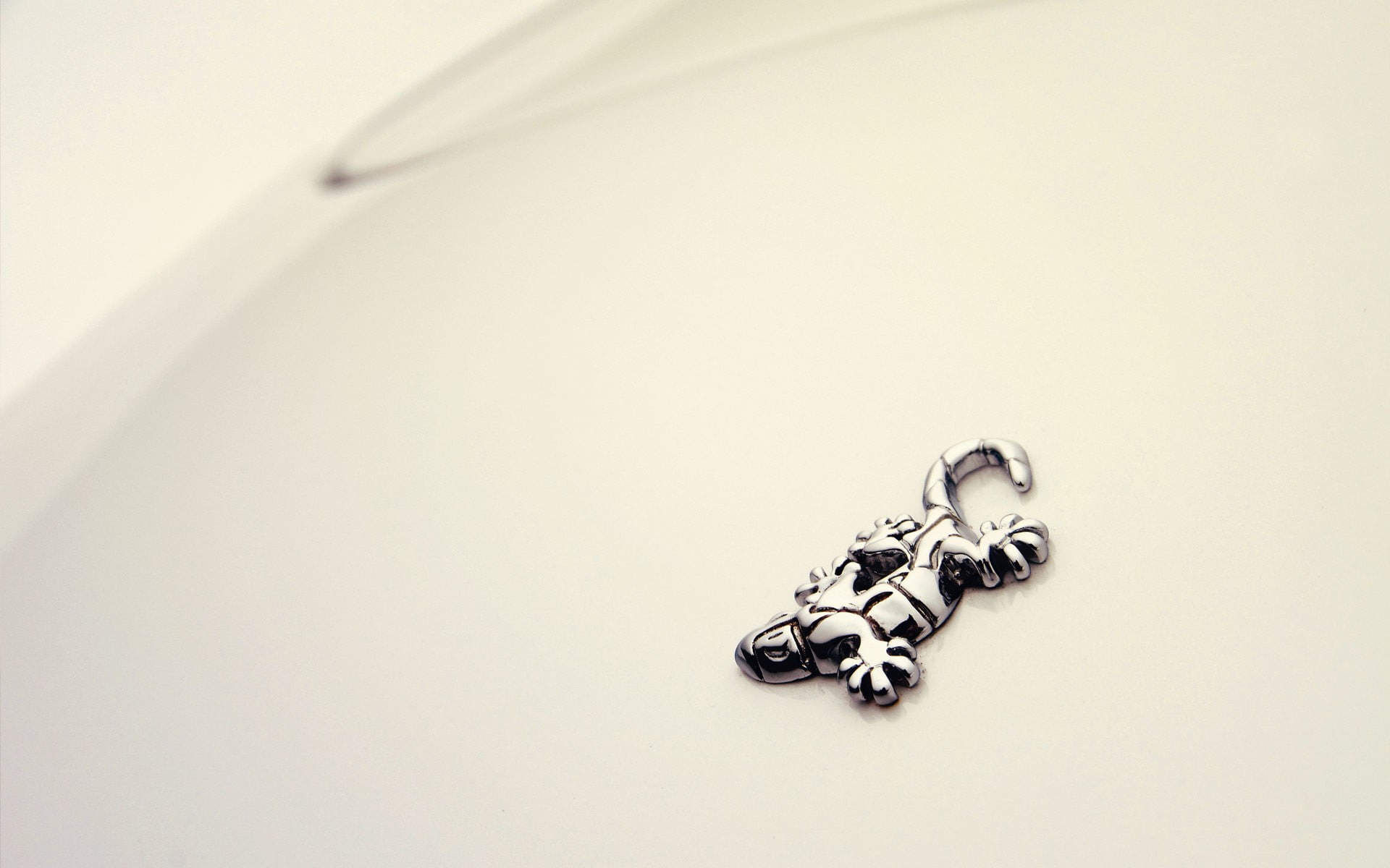 single object, still life, close-up, silver colored, white background, metal, luxury, copy space, gemstone, wealth, Wiesmann, studio shot, design, artwork, HD Wallpaper