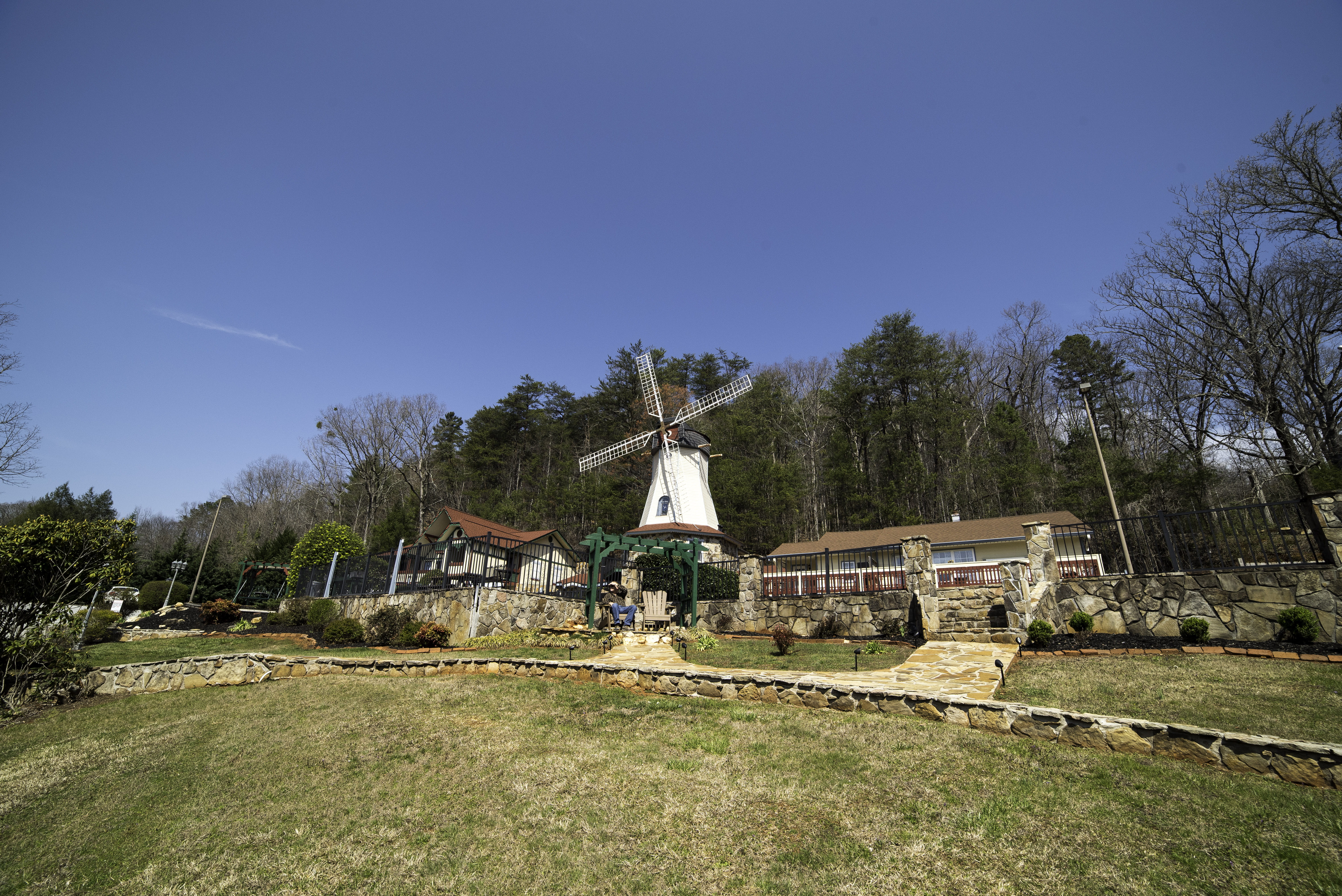 cross, religion, plant, day, alternative energy, turbine, outdoors, landscape, cultures, house, public domain, helen, architecture, sky, georgia, no people, HD Wallpaper