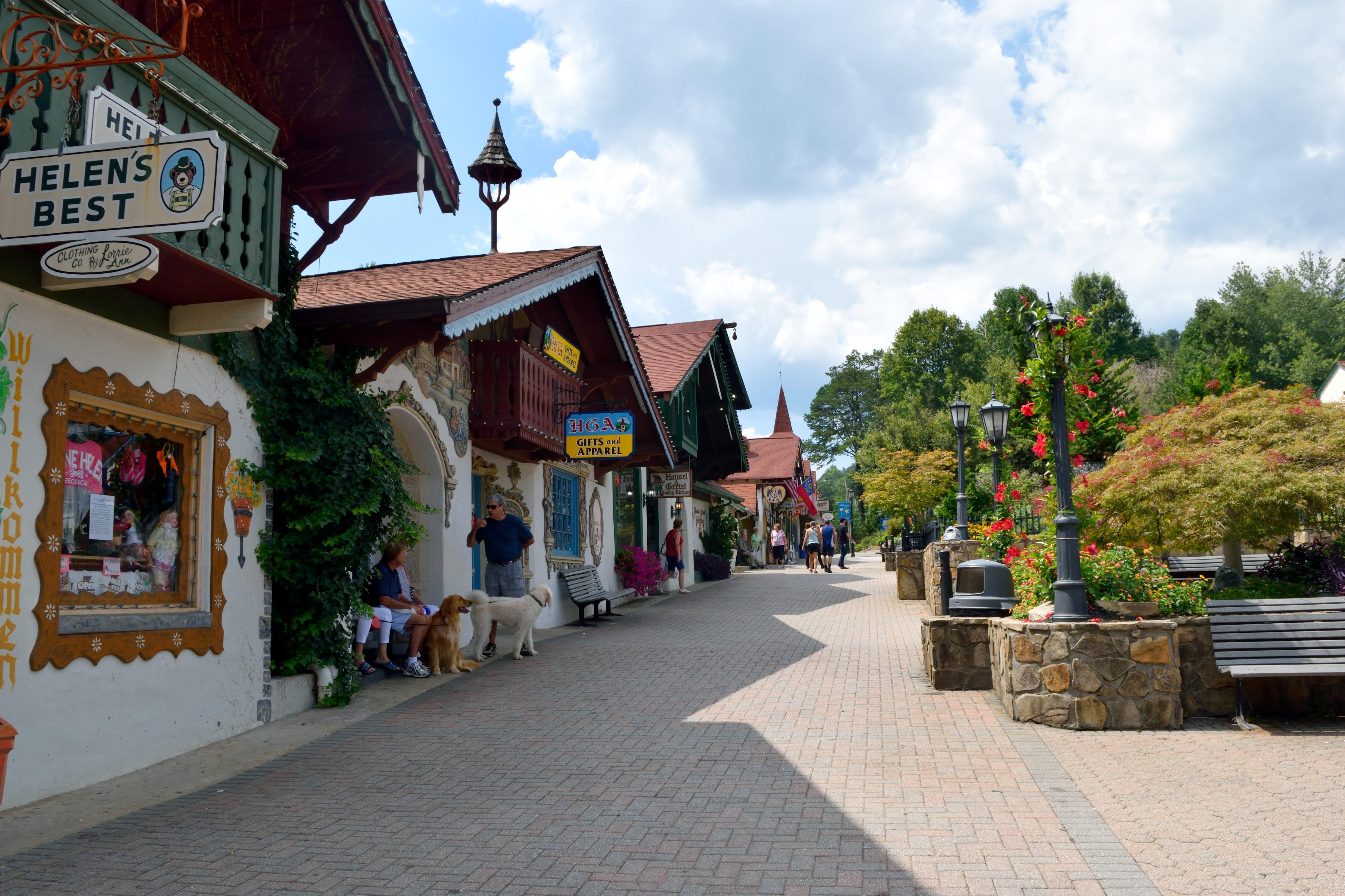 footpath, built structure, appalachian, tourism, cloud - sky, city, tree, german town, direction, sky, day, destination, culture, colorful, alpine village, HD Wallpaper