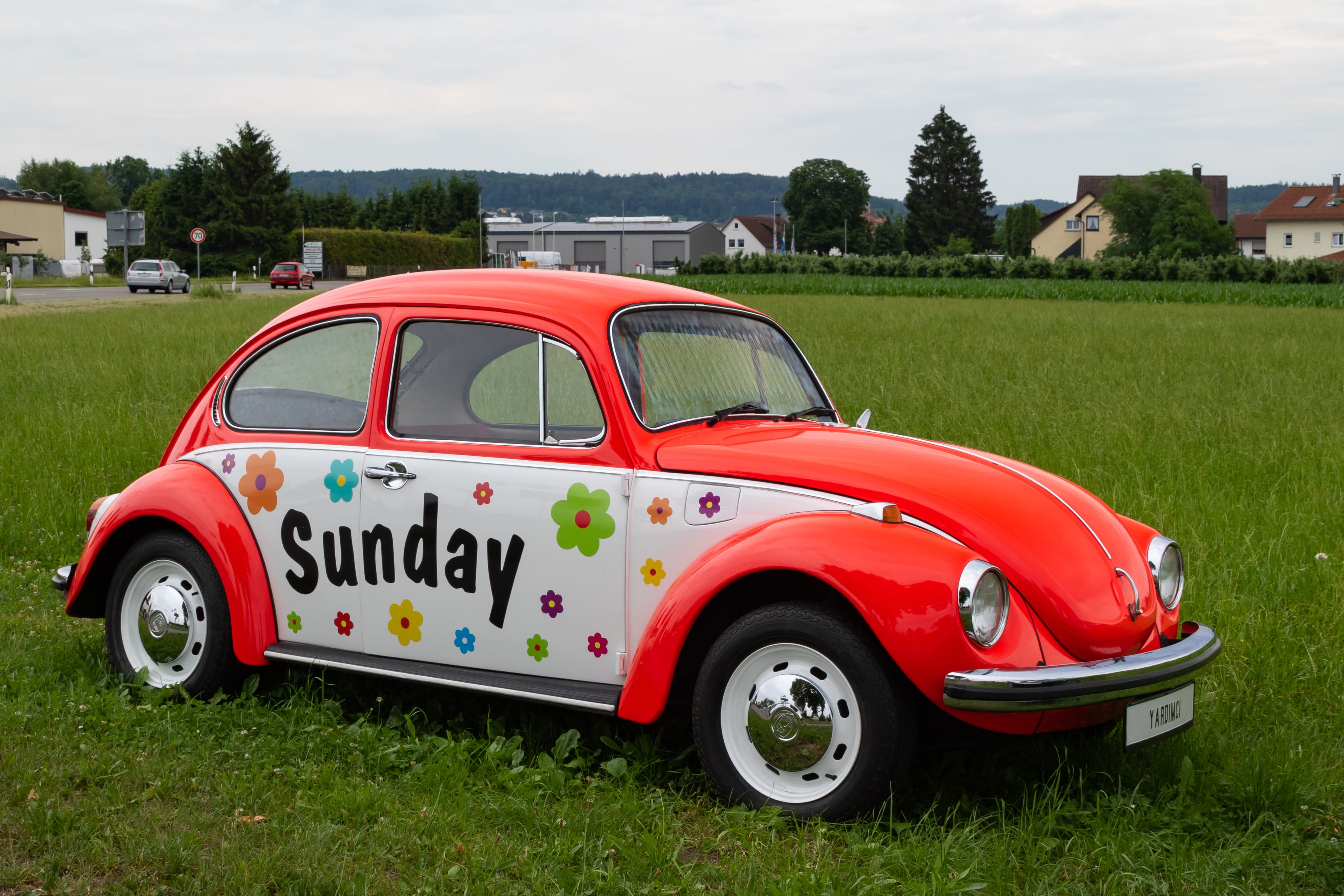 transportation, motor vehicle, cloud - sky, pkw, retro, car, built structure, sunday, plant, green color, vw, volkswagen, sky, classic, nature, no people, HD Wallpaper
