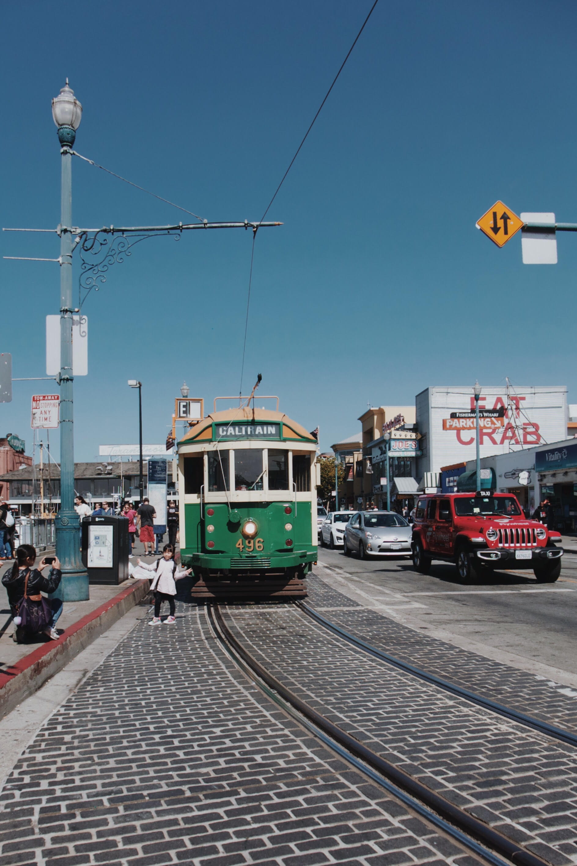 public transportation, california, san francisco, building exterior, track, railroad track, transportation, cable car, outdoors, built structure, architecture, Phone HD Wallpaper
