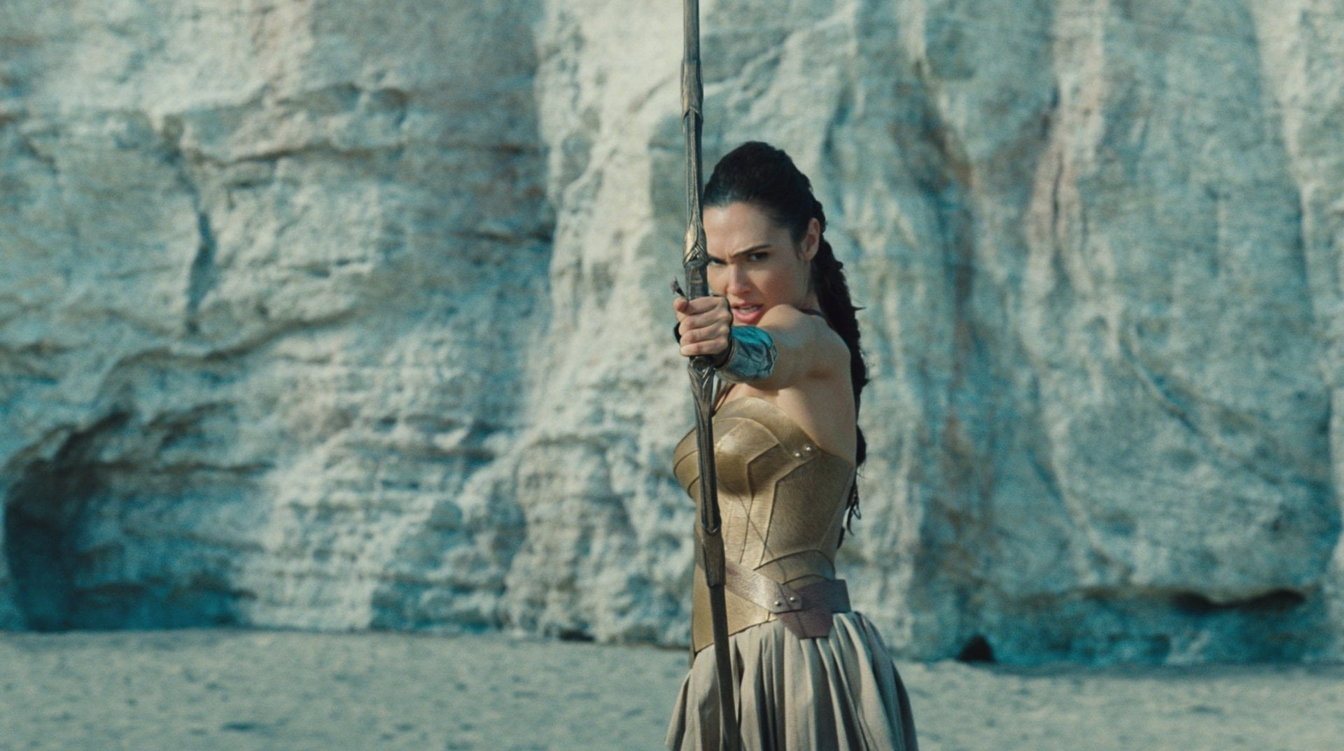 beautiful woman, young women, technology, Movie, young adult, adult, Wonder Woman, hair, standing, side view, clothing, communication, Gal Gadot, lifestyles, HD Wallpaper