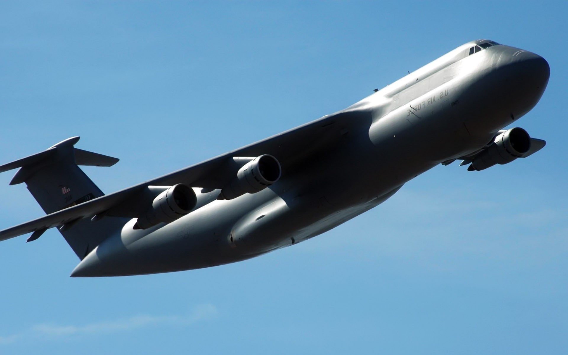 nature, blue, clear sky, side view, Lockheed C 5 Galaxy, copy space, sky, on the move, mode of transportation, transportation, day, military, flying, motion, HD Wallpaper