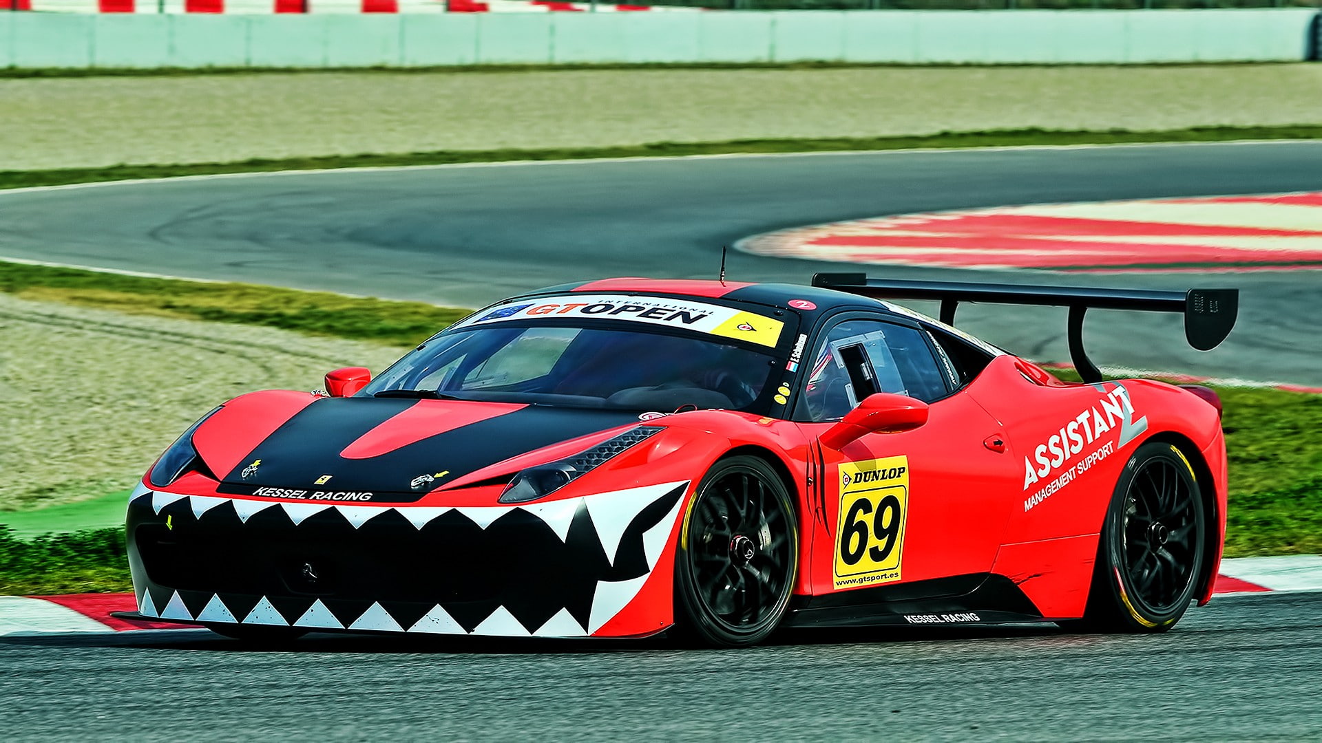 Ferrari Challenge, day, car, track and field, outdoors, mode of transportation, transportation, race cars, tire, racecar, sport, wheel, motor racing track, HD Wallpaper