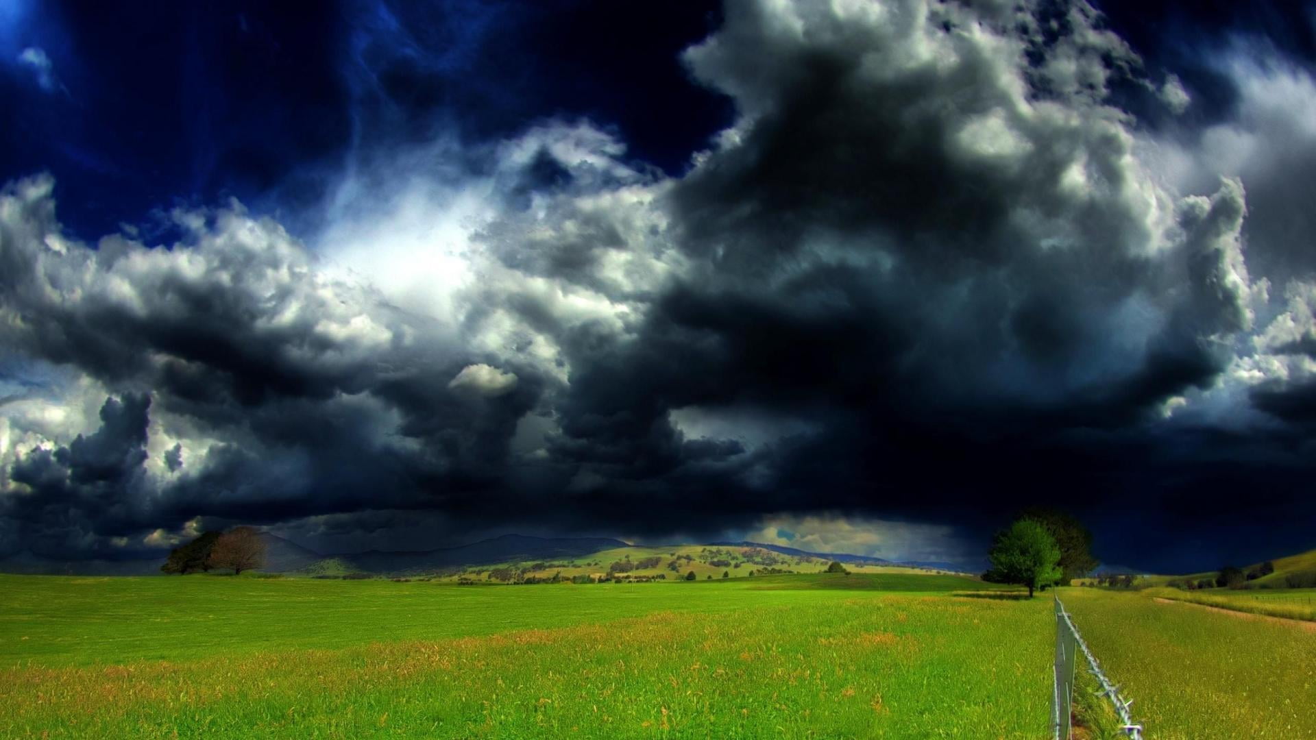 dramatic sky, no people, cloud - sky, nature, agriculture, torrential rain, clouds, outdoors, sunset, thunderstorm, field, rural, overcast, scenery, horizon, HD Wallpaper